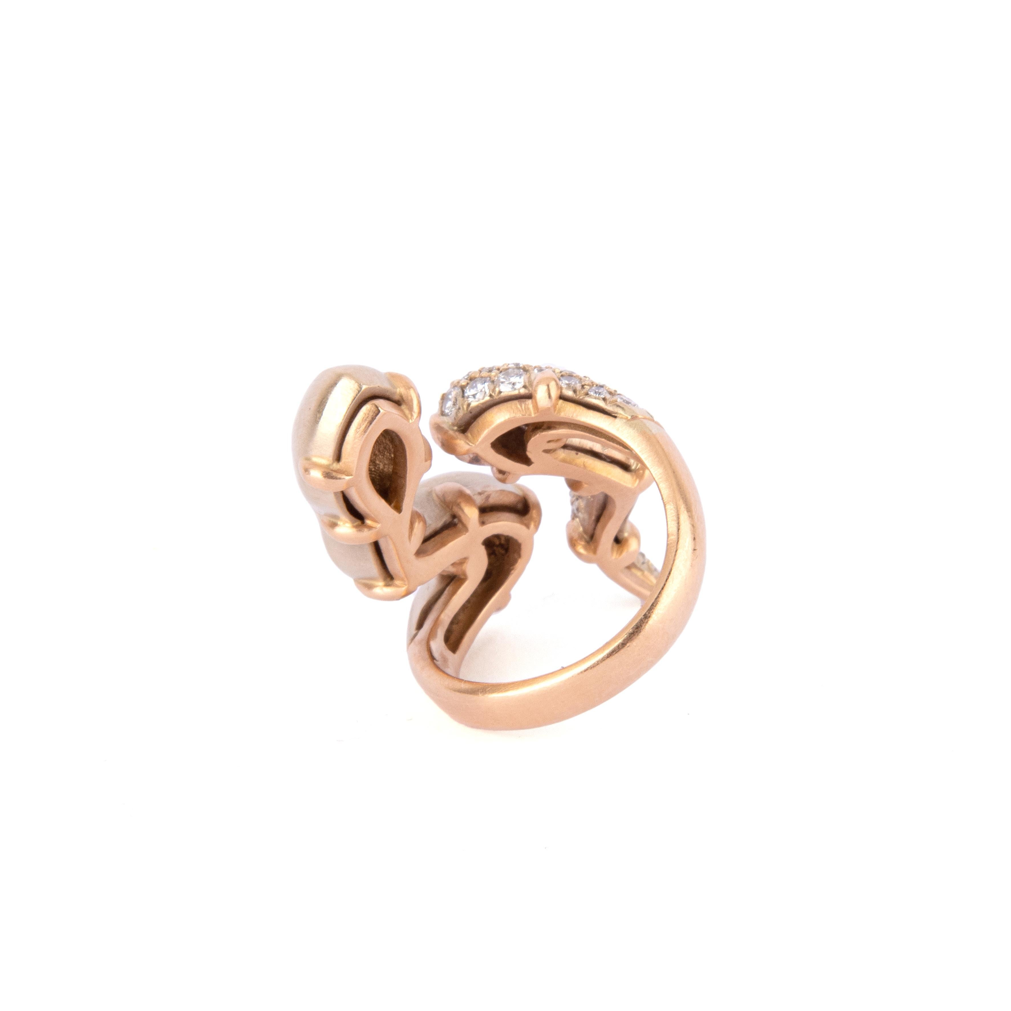 Regina Gambatesa iconic snake ring with diamonds ct. 0,86. 14,5 italian size.
Grey and red gole. Diamond, brilliant cut ct. 0,86
