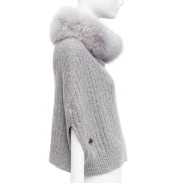 REGINA grey fur collar cashmere merino wool knitted poncho sweater In Excellent Condition For Sale In Hong Kong, NT