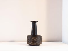 Regina Holland pottery vase