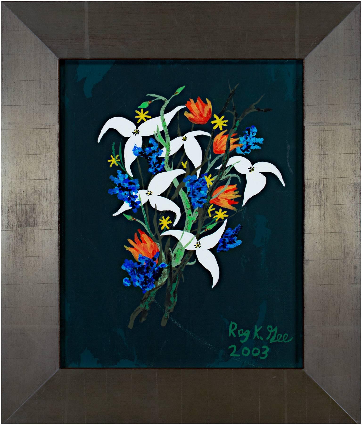 Weiße & blaue Blumen auf dunkelgrünem Hintergrund, Acryl signiert von Reginald Gee im Angebot 2