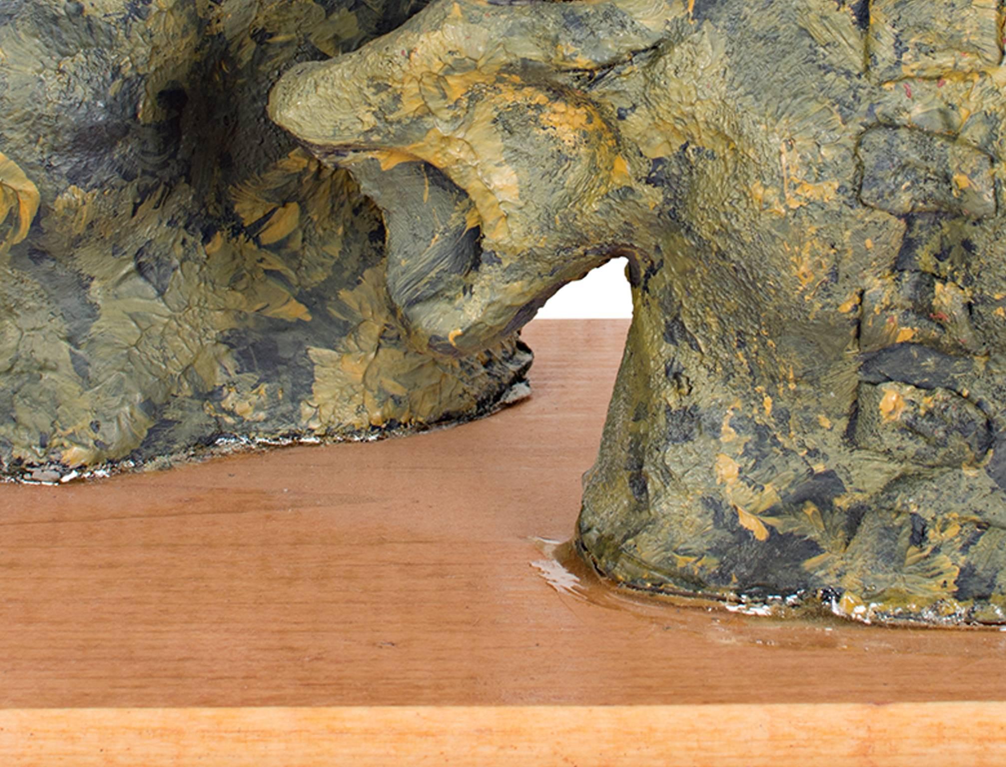 « Dynastie époxy glued Ming », sculpture originale en argile signée par Reginald K. Gee en vente 3