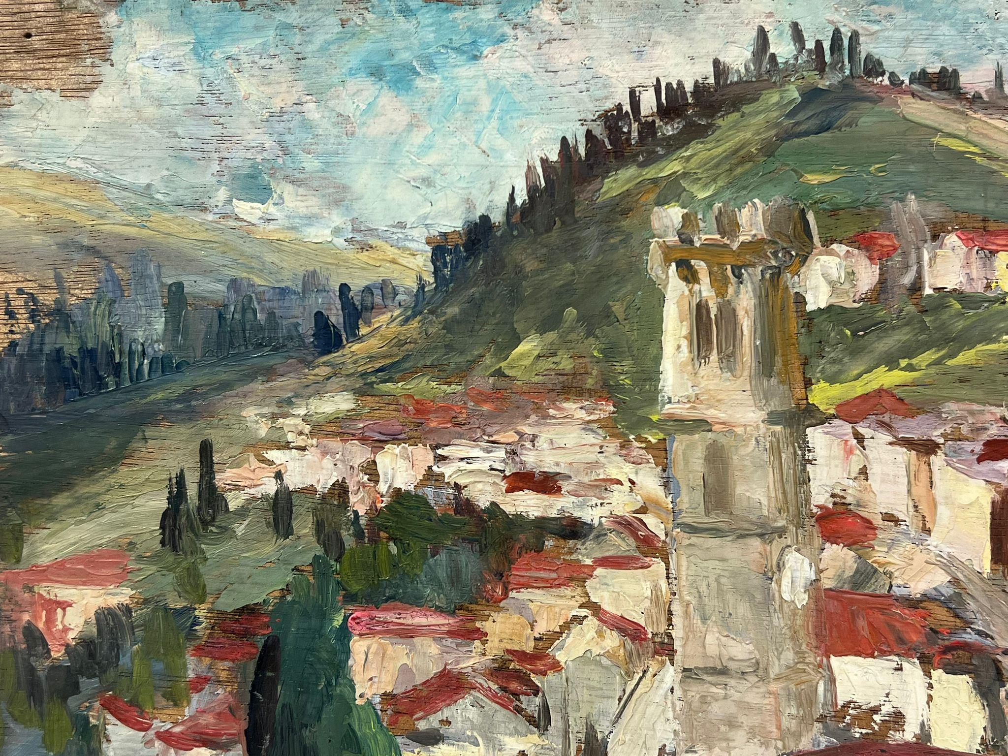 Encantadora escena de pueblo en lo alto de una colina con tejados de tejas rojas y cipreses - Landscape Painting Marrón de Regine David