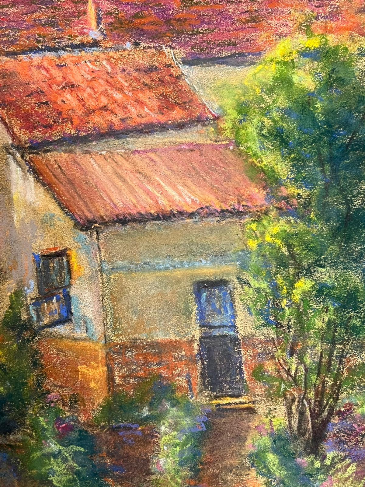 Un'incantevole scena di mulino ad acqua 
di David David (artista francese, 1910-2018)
pittura a pastello su carta d'artista
dipinto: 13 x 18,5 pollici
condizioni: Questo dipinto è in condizioni eccellenti, con colori vivaci e dettagli ben