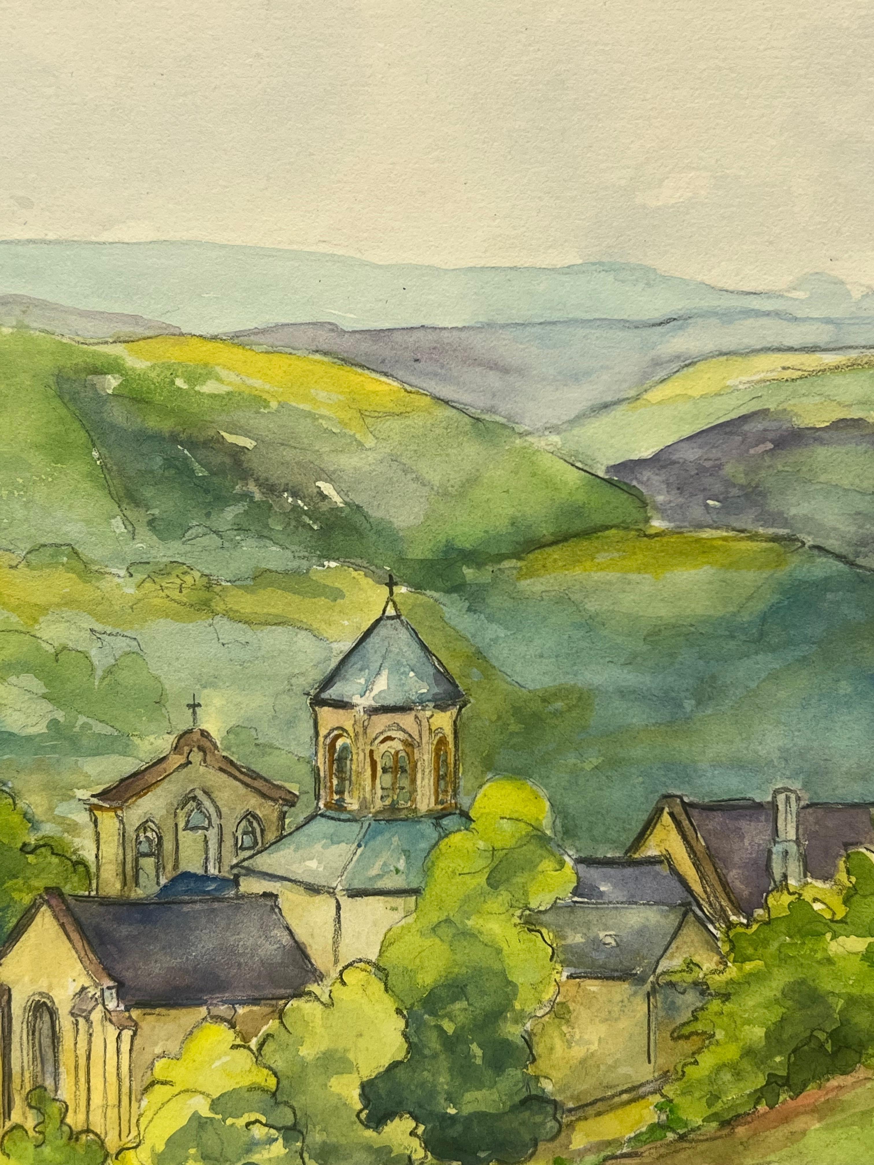 Campagna francese con chiesa storica Paesaggio verde e rigoglioso Abbazia di Aubazine - Painting di Regine David