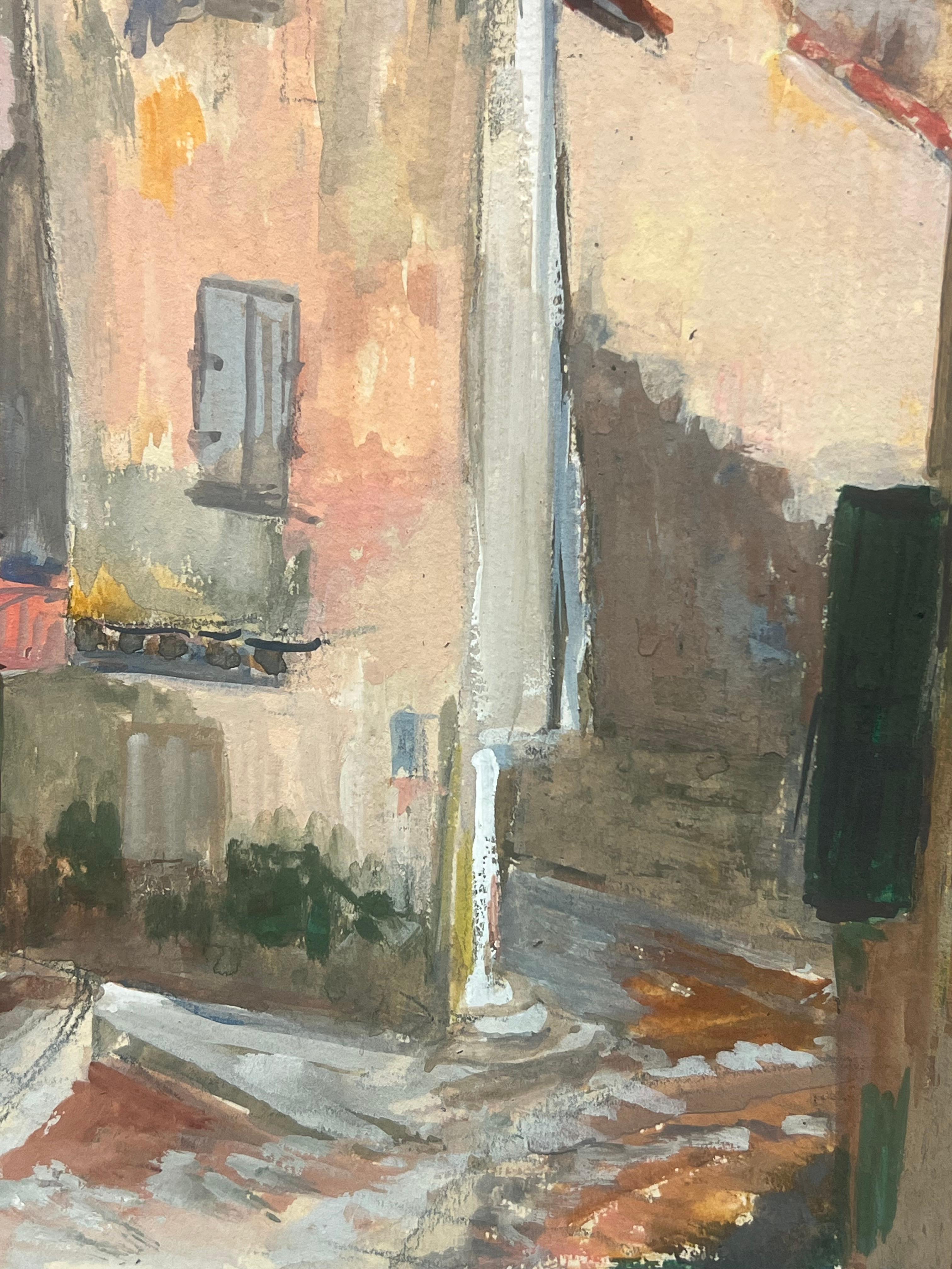 Escena de calle de pueblo francés con torre y ventanas enrejadas - Landscape Painting Marrón de Regine David