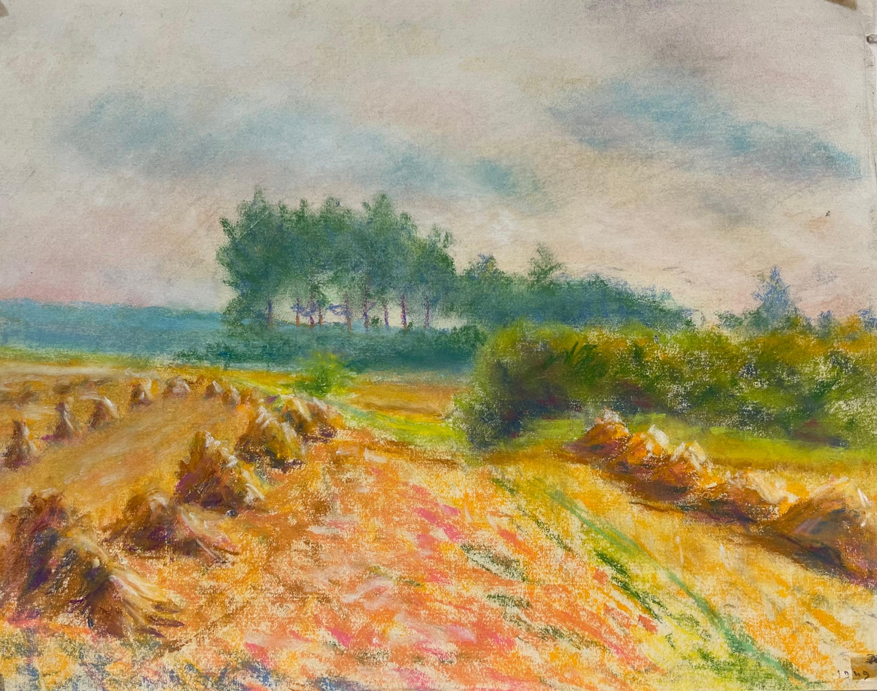 Campos Dorados de Cosecha Bajo un Cielo Nublado Un Paisaje Pastel de Tranquilidad Rural - Painting Posimpresionista de Regine David