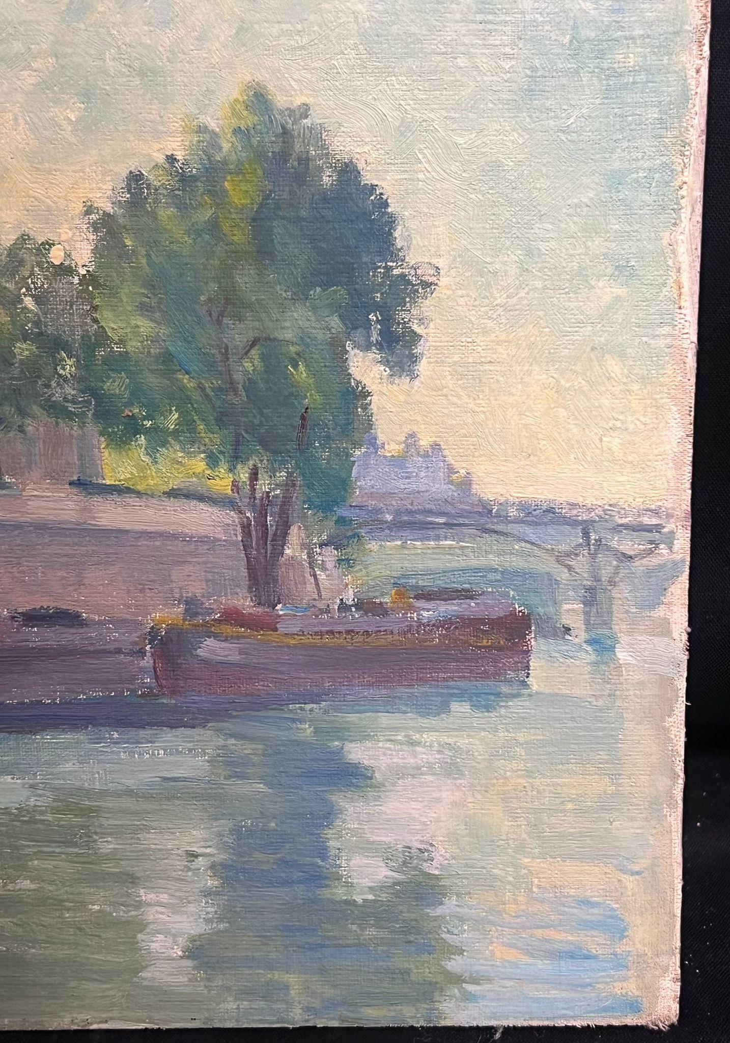 Riverside Townes
von Regine David (französische Künstlerin, 1910-2018)
Ölgemälde auf Karton, ungerahmt
Maße: 8,75 x 10,5 Zoll
Zustand: Das Gemälde ist in einem sehr guten und vorzeigbaren Zustand und sicherlich sehr original. Es wurde zuvor im