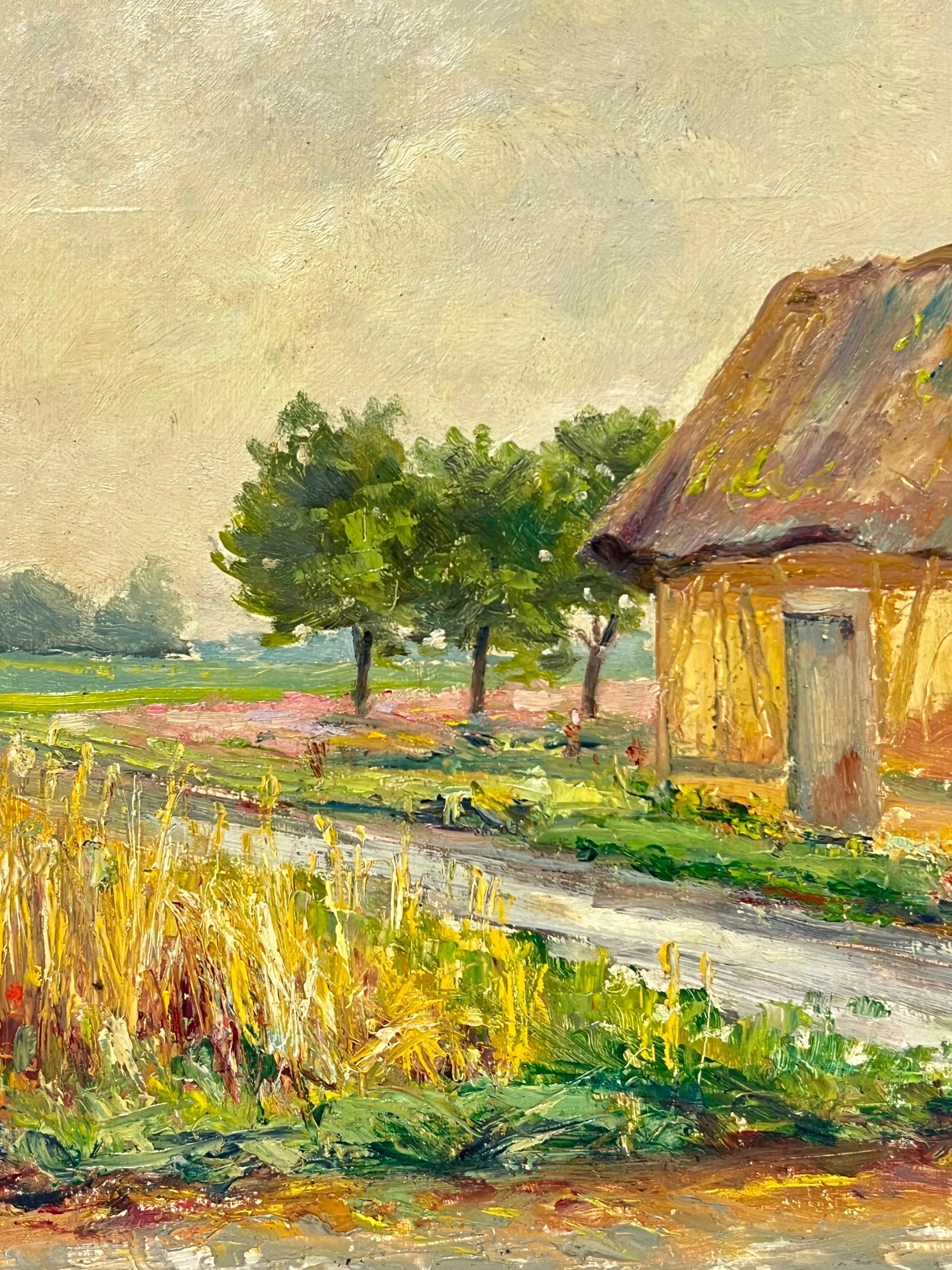Rustikales Landhaus mit getäfeltem Dachboden in einem goldenen Weizenfeld in ruhiger Landschaft – Painting von Regine David