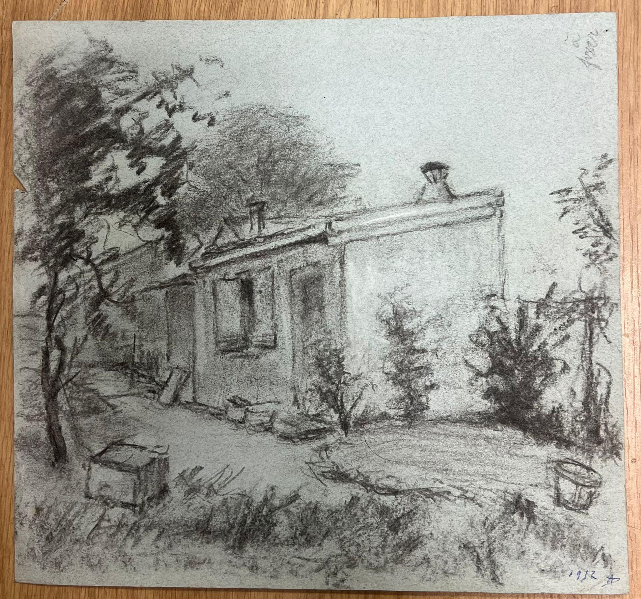 Dibujo antiguo a carboncillo de una pintoresca casita rodeada de árboles Paisaje - Painting de Regine David