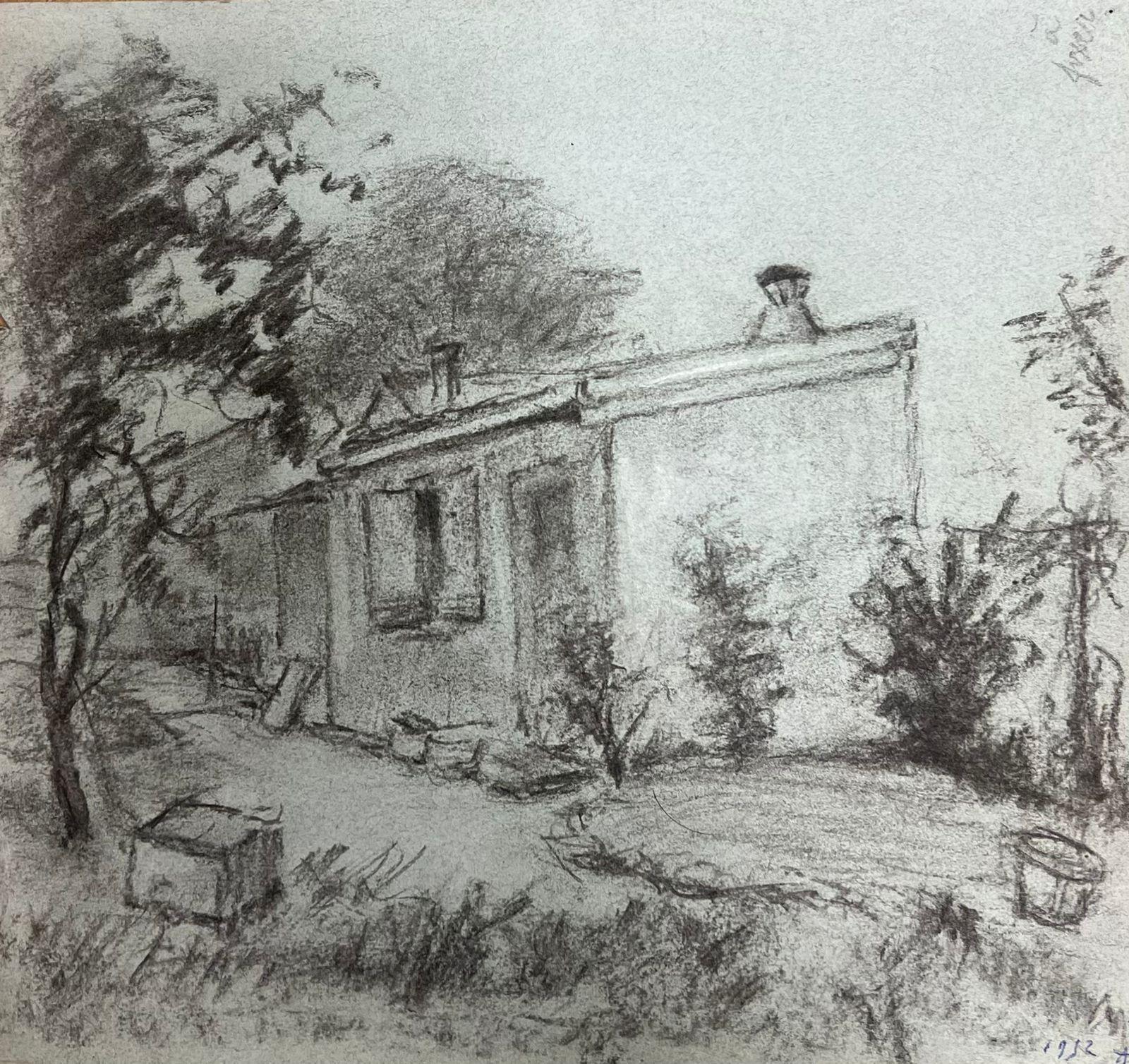 Landscape Painting de Regine David - Dibujo antiguo a carboncillo de una pintoresca casita rodeada de árboles Paisaje