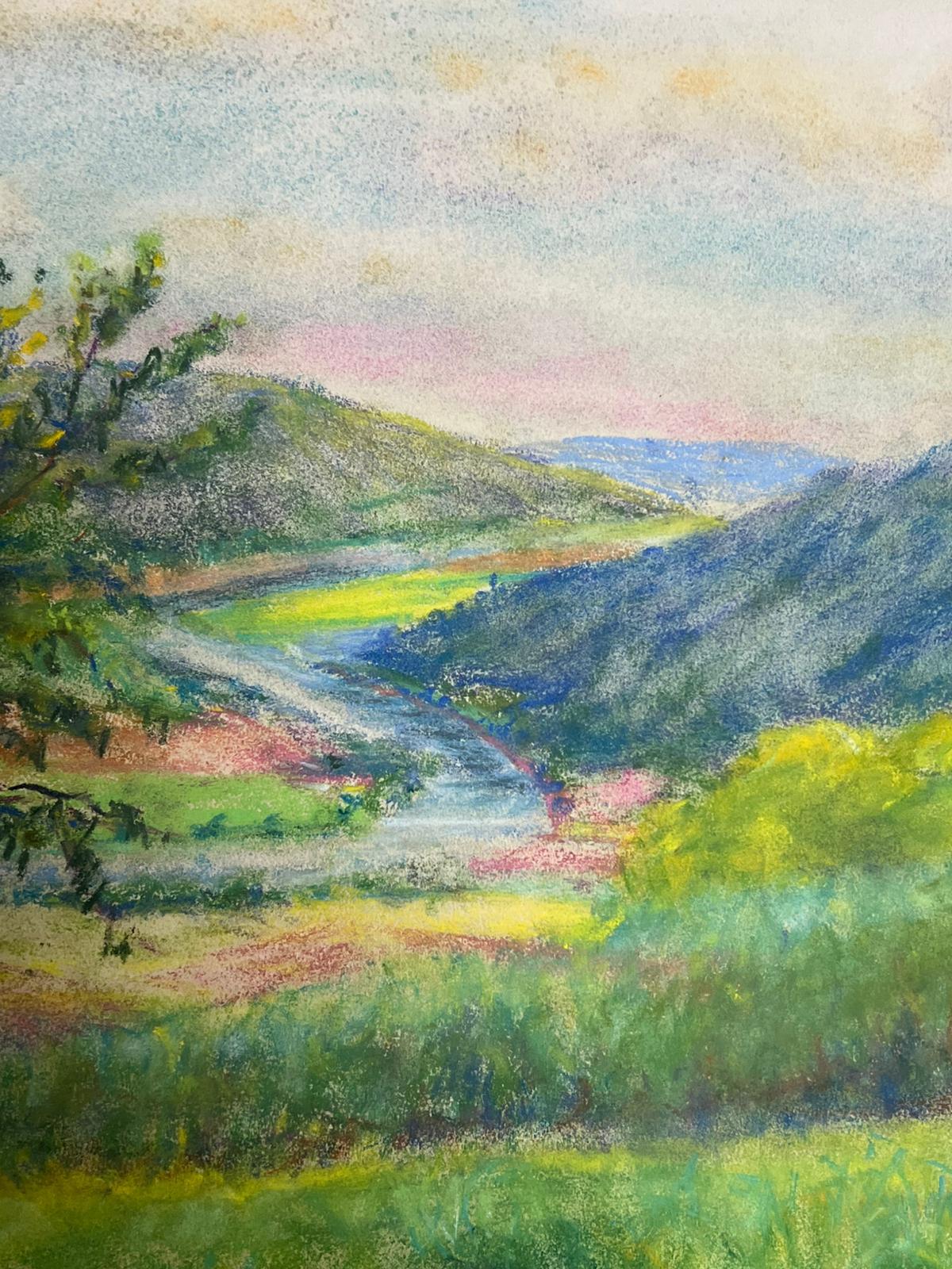 Paesaggio pastello d'epoca con valli verdeggianti e fiume tortuoso Colori vivaci - Painting Postimpressionismo di Regine David