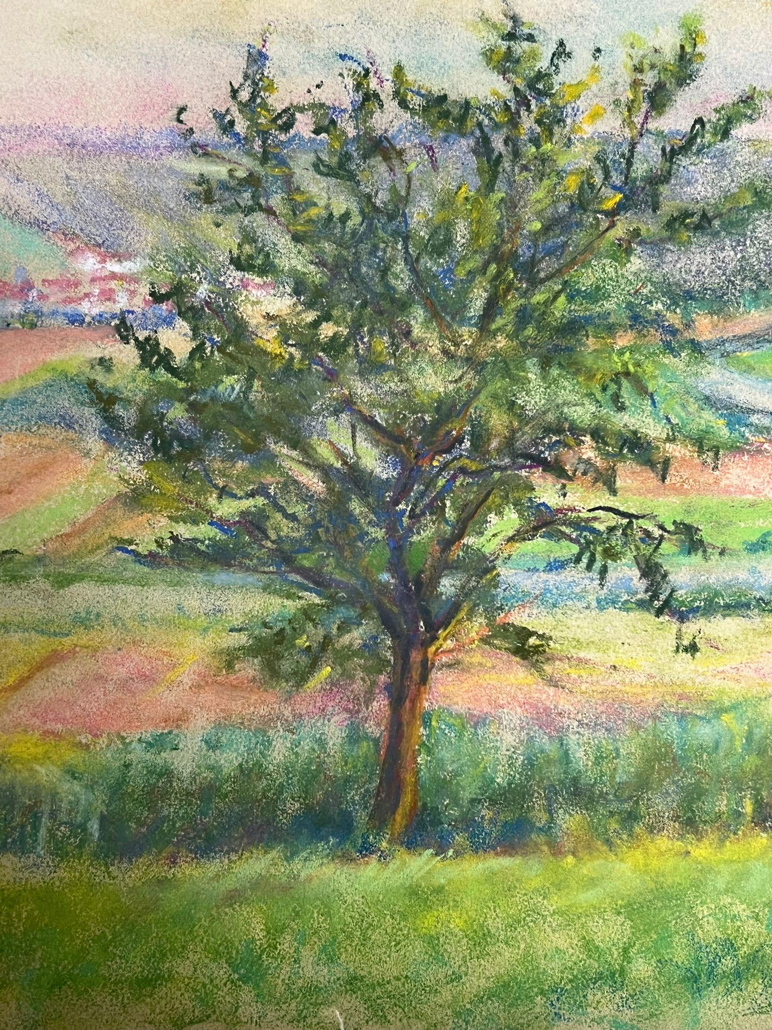 Paesaggio pastello d'epoca con valli verdeggianti e fiume tortuoso Colori vivaci - Landscape Painting Grigio di Regine David