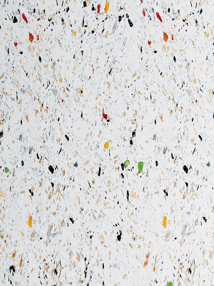 Reglobe is a suspension lamp made with a compound that incorporates partially recycled plastic, derived from production waste.
The lamp features an opaque sphere that houses a white conical metal diffuser. The light source contains within it the