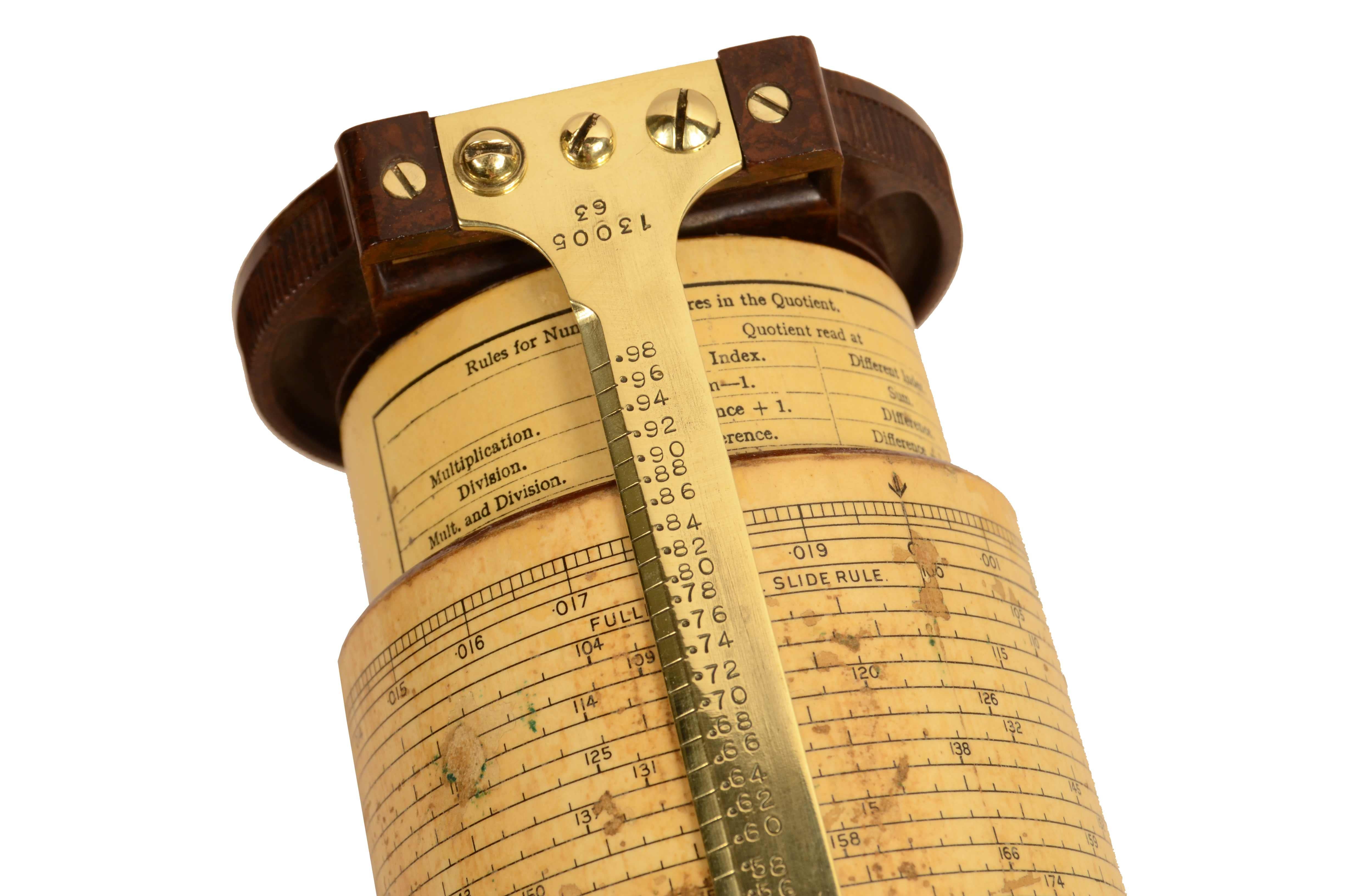 Règle à calcul en ébonite, laiton et papier mâché, conçue par G. Fuller Belfast en vente 8