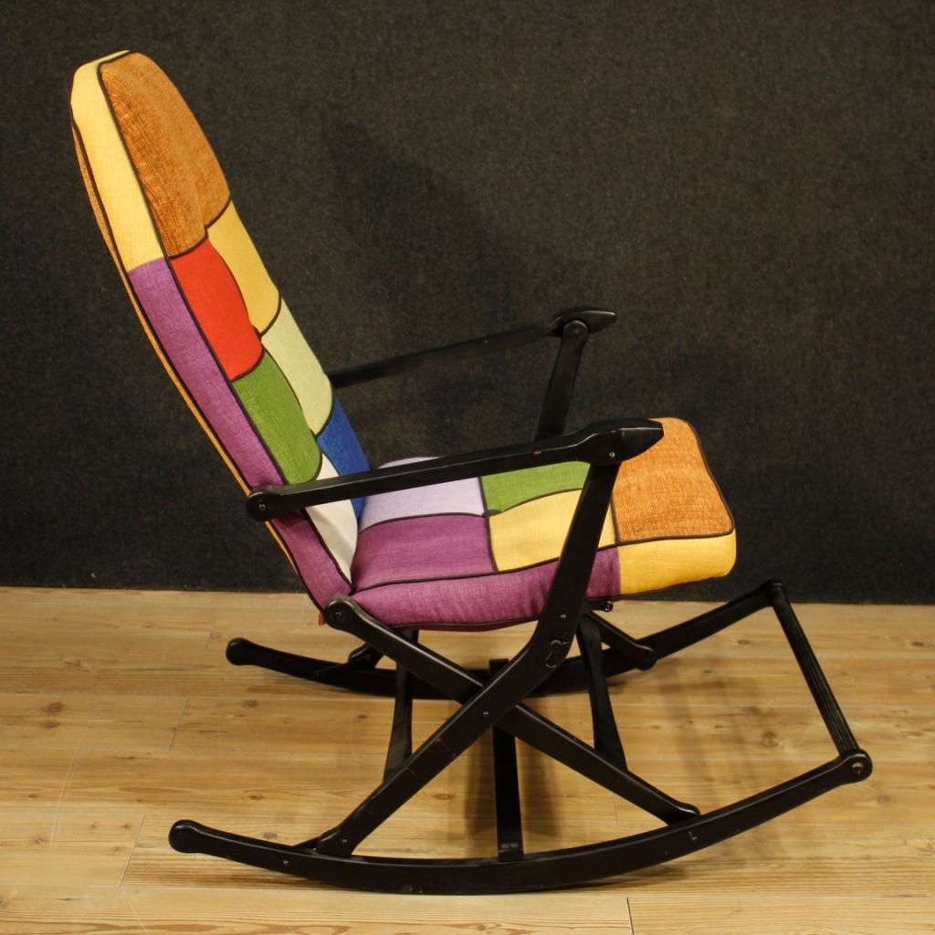 Reguitti 20th Century Lacquered Wood and Fabric Italian Design Rocking Armchair (Lackiert)