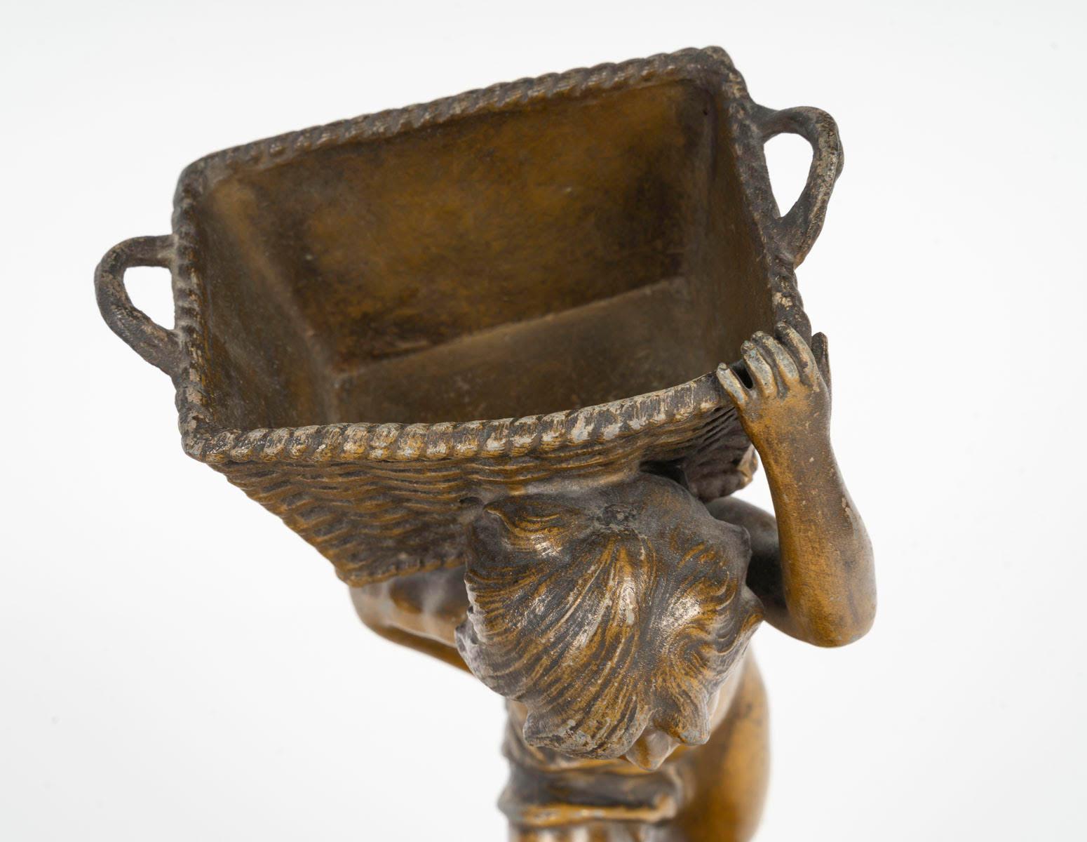 Scultura Regule, base in marmo Griotte, XIX secolo, periodo di Napoleone III. in vendita 2