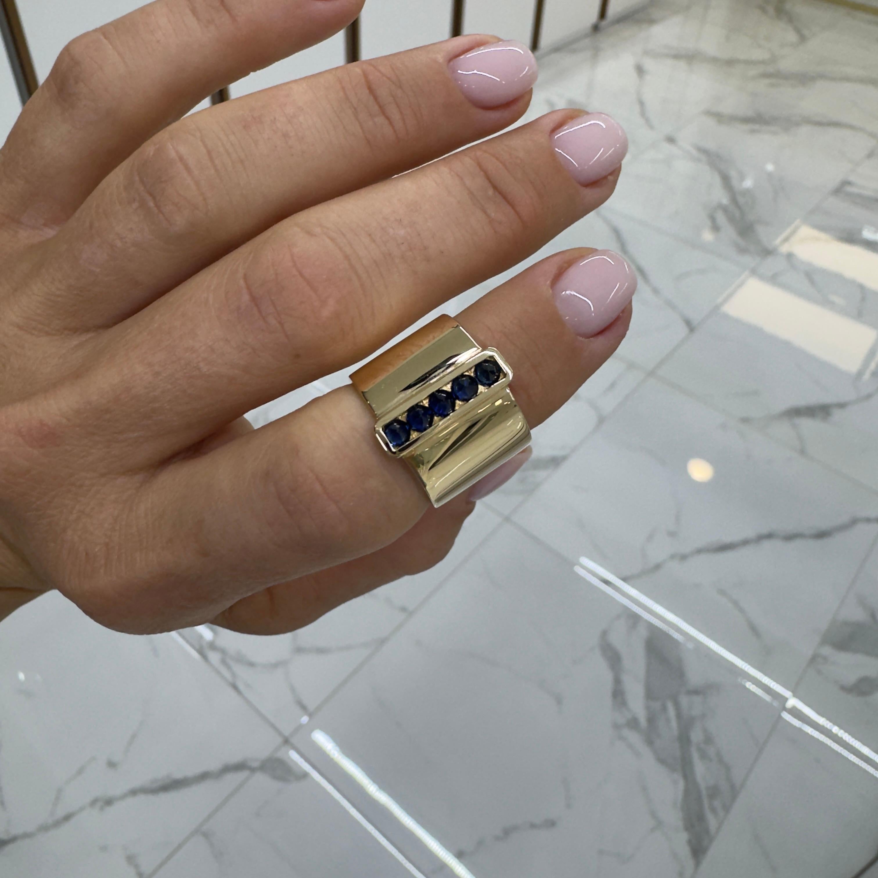 Reign 18K Yellow Gold Upside Down Sapphire Wide Band Ring 4