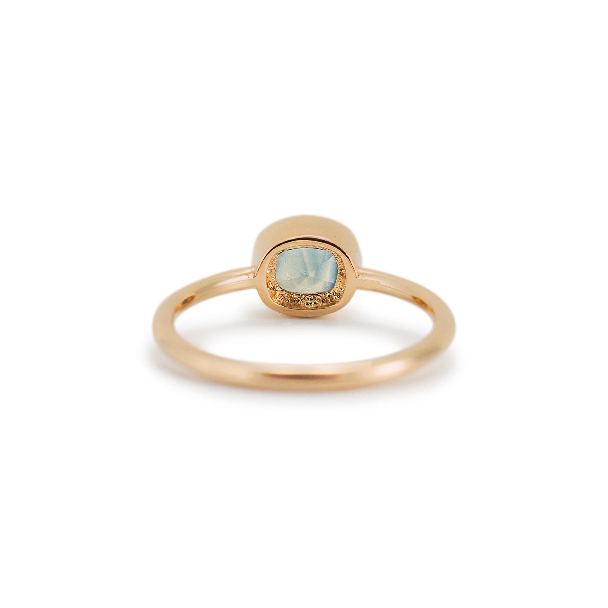 Women's Reign Sapphires 18K Yellow Gold Bezel Set Cushion Sapphire Cocktail Ring