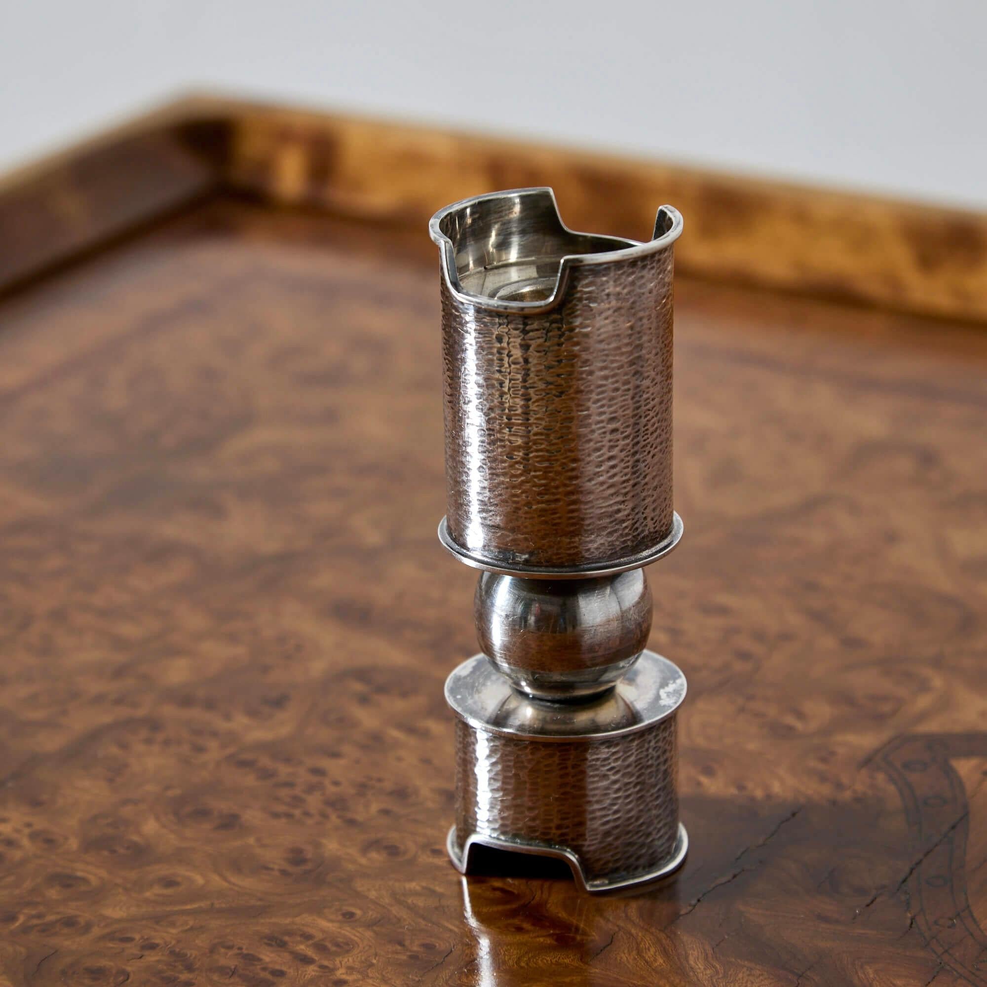 Martellato Reijo Sirkeoja Coppia di portacandele modernisti in argento sterling in vendita