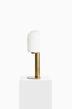 Lampes de table Reima Pietilä produites pour la bibliothèque publique Metso à Tampere, Finlande