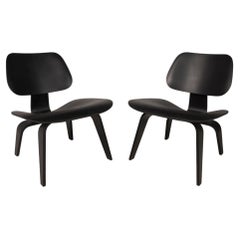 Set of Two '2' Herman Miller LCW Lounge Chairs by Charles & Ray Eames, USA