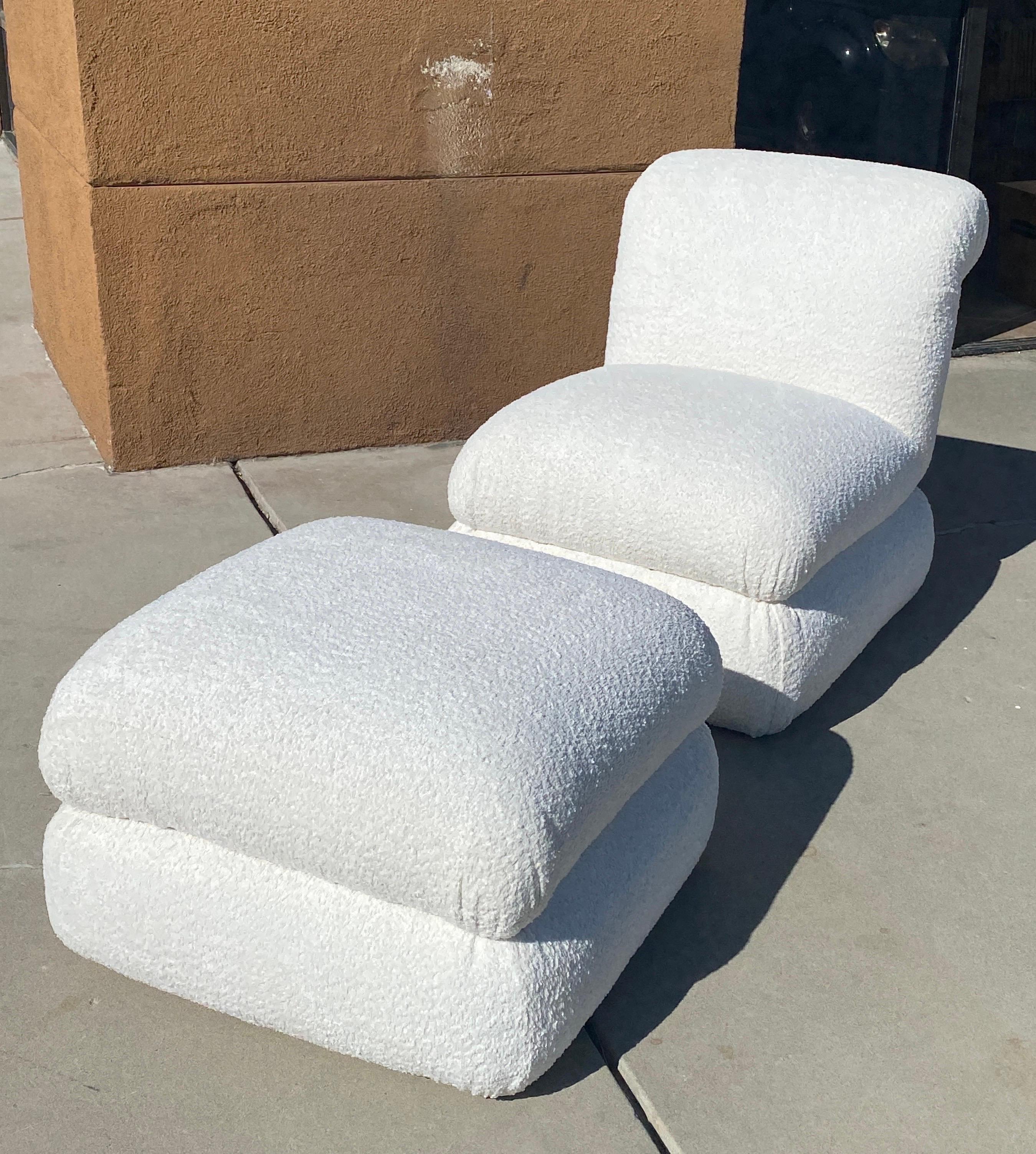 Fabric Reimagined Vintage 1980s Phyllis Morris Off-White Bouclé Chair and Ottoman Set  For Sale