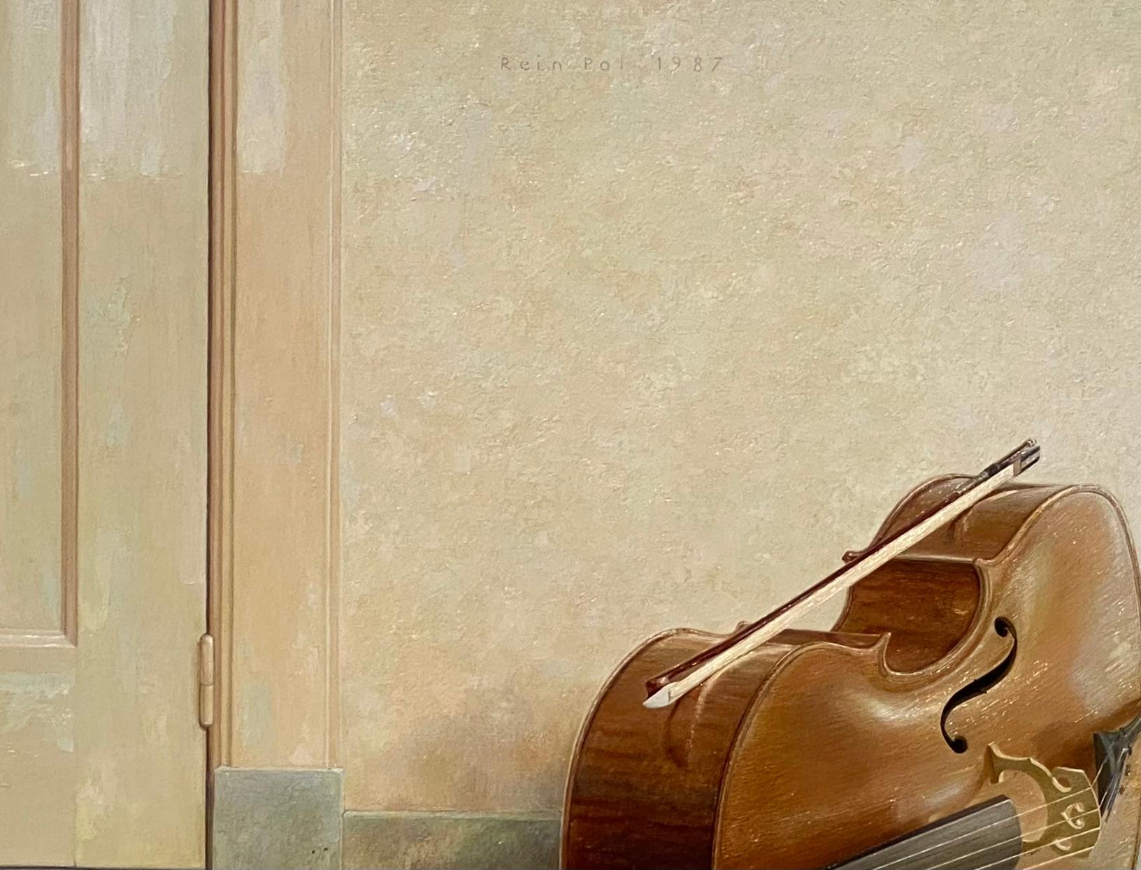 Cello- 21st Century Contemporary Dutch Stille Painting of a Music Instrument  For Sale 2