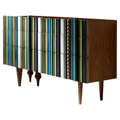 Wood Commodes and Chests of Drawers