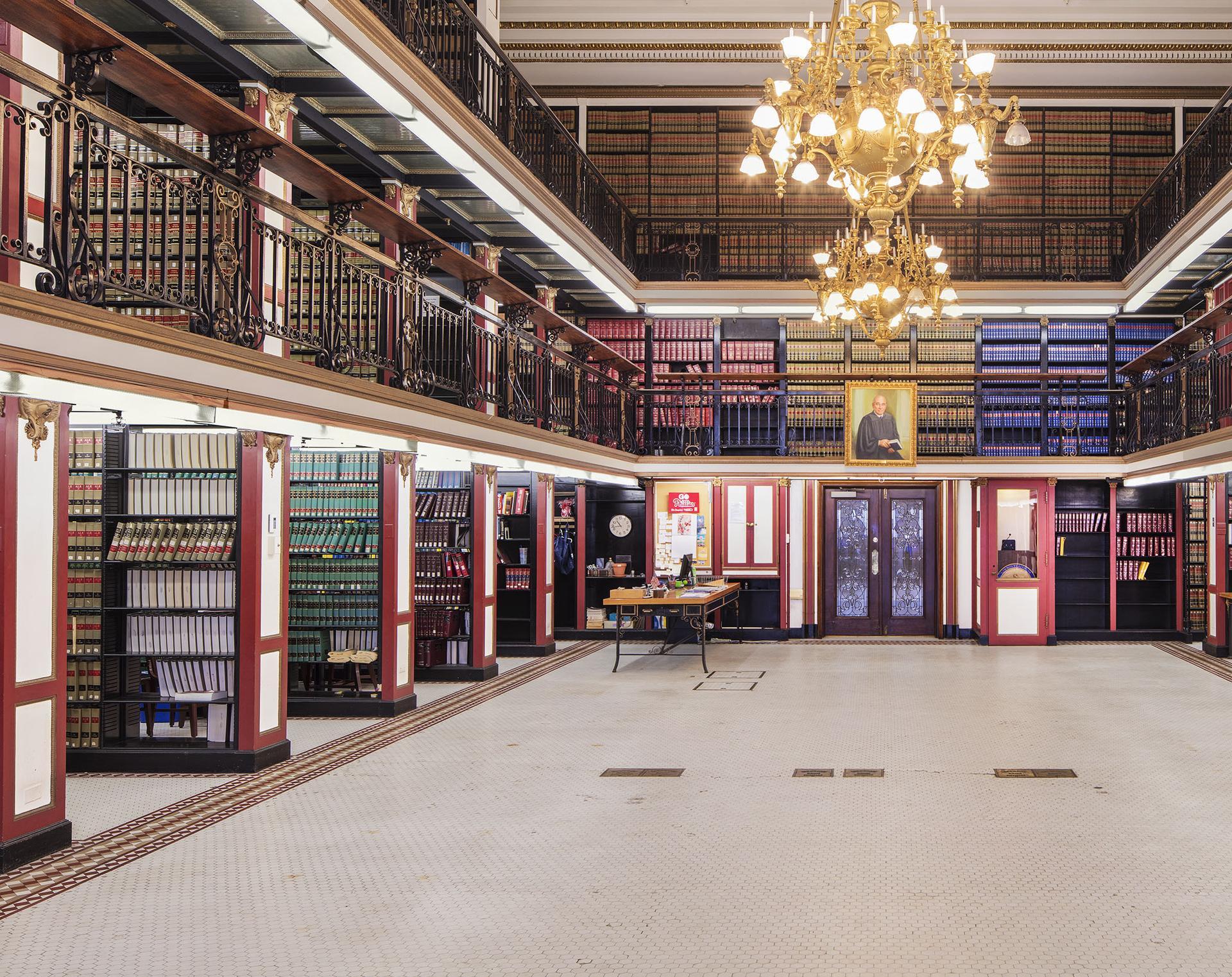 Library de droit de l'hôtel de ville de Philadelphie - Photograph de Reinhard Görner