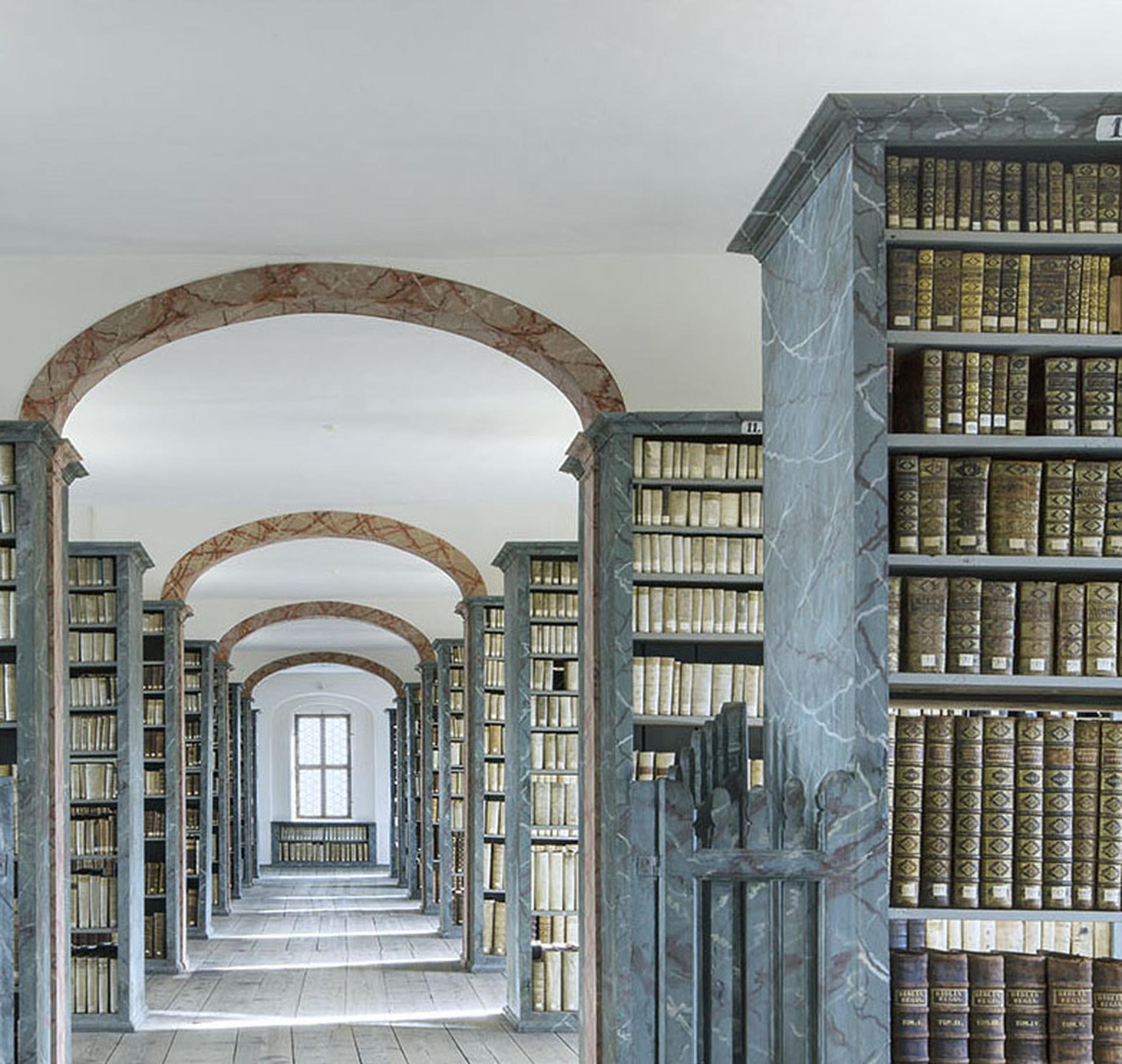 Francke Foundations II, Bibliothek, Halle, Deutschland, Architekturfotografie (Konzeptionell), Photograph, von Reinhard Görner