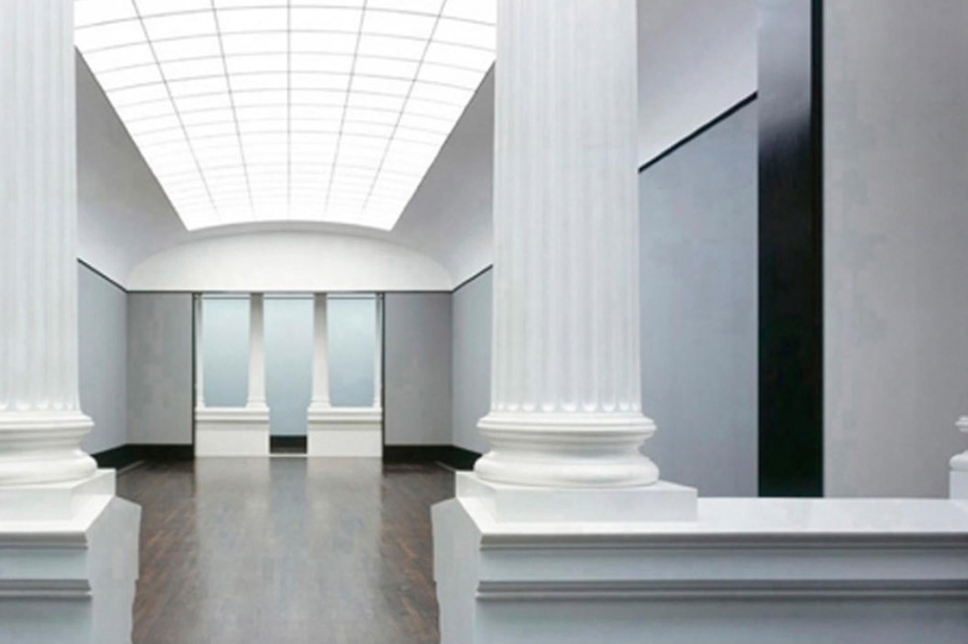 Sala con colonne, Vecchia Galleria Nazionale, Berlino, fotografia architettonica - Photograph Concettualismo di Reinhard Görner