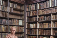 Isaac Newton, Cambridge, Trinity College Library