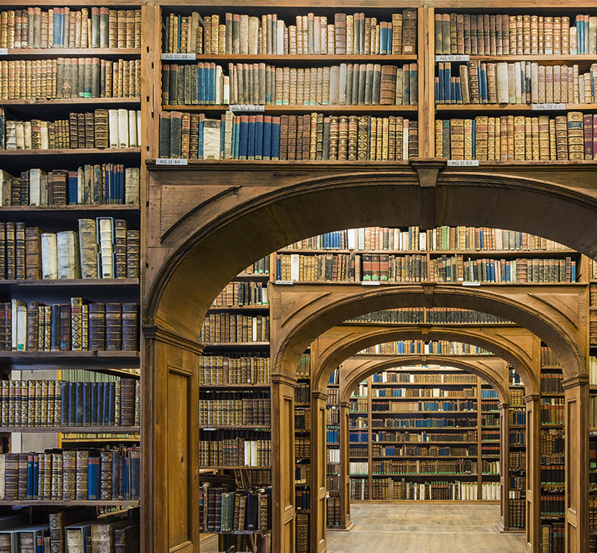 Bibliothekssaal, Oberlausitzische Bibliothek der Wissenschaften, Görlitz, Deutschland Architektur – Photograph von Reinhard Görner