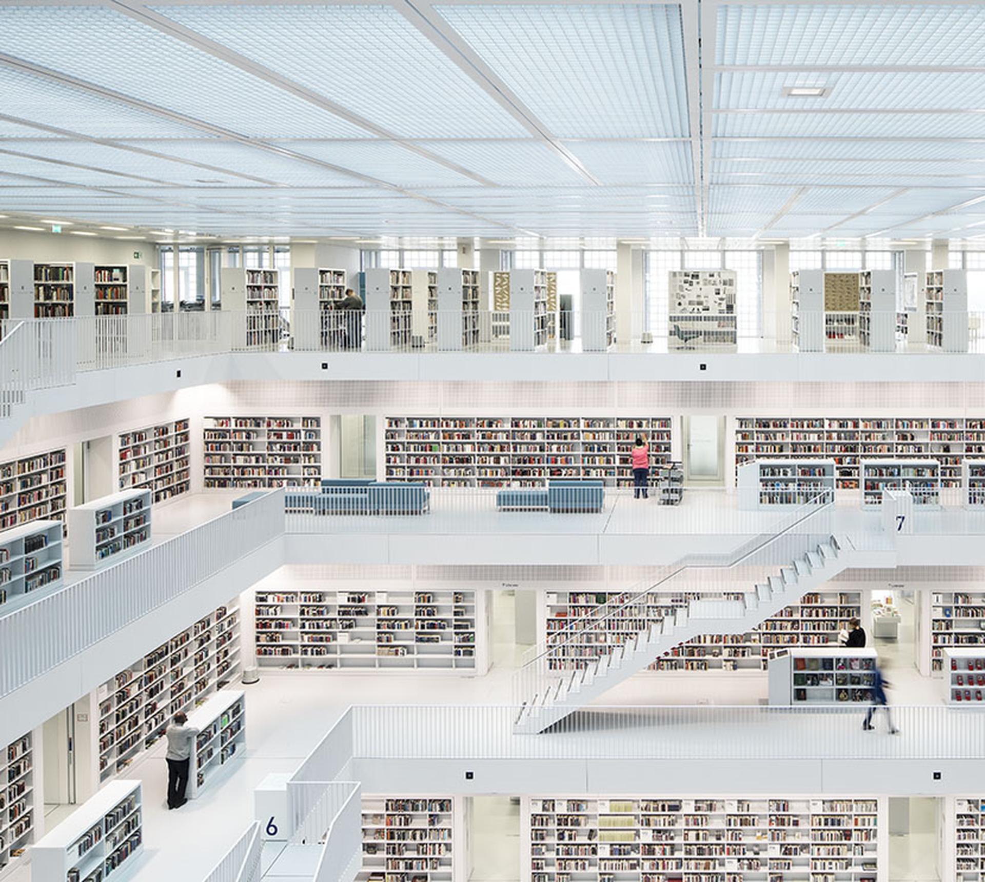 Espacio Abierto, Biblioteca Municipal, Stuttgart, Alemania, Foto de Arquitectura Interior Alemana - Photograph de Reinhard Görner
