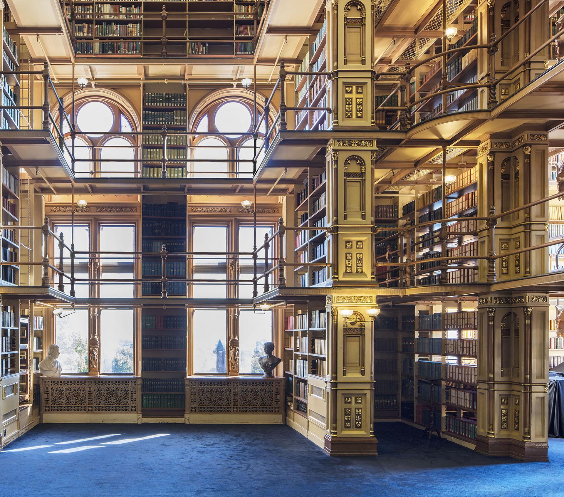Biblioteca Riggs II, Washington DC, fotografia di architettura d'interni - Photograph Concettualismo di Reinhard Görner