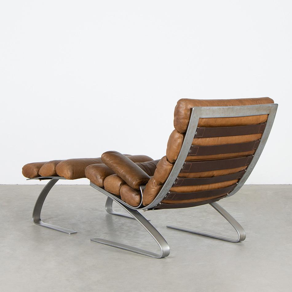 Reinhold Adolf & Hans-Jürgen Schröpfer Sinus Lounge Chair Brown Patined Leather In Good Condition In Amsterdam, NL