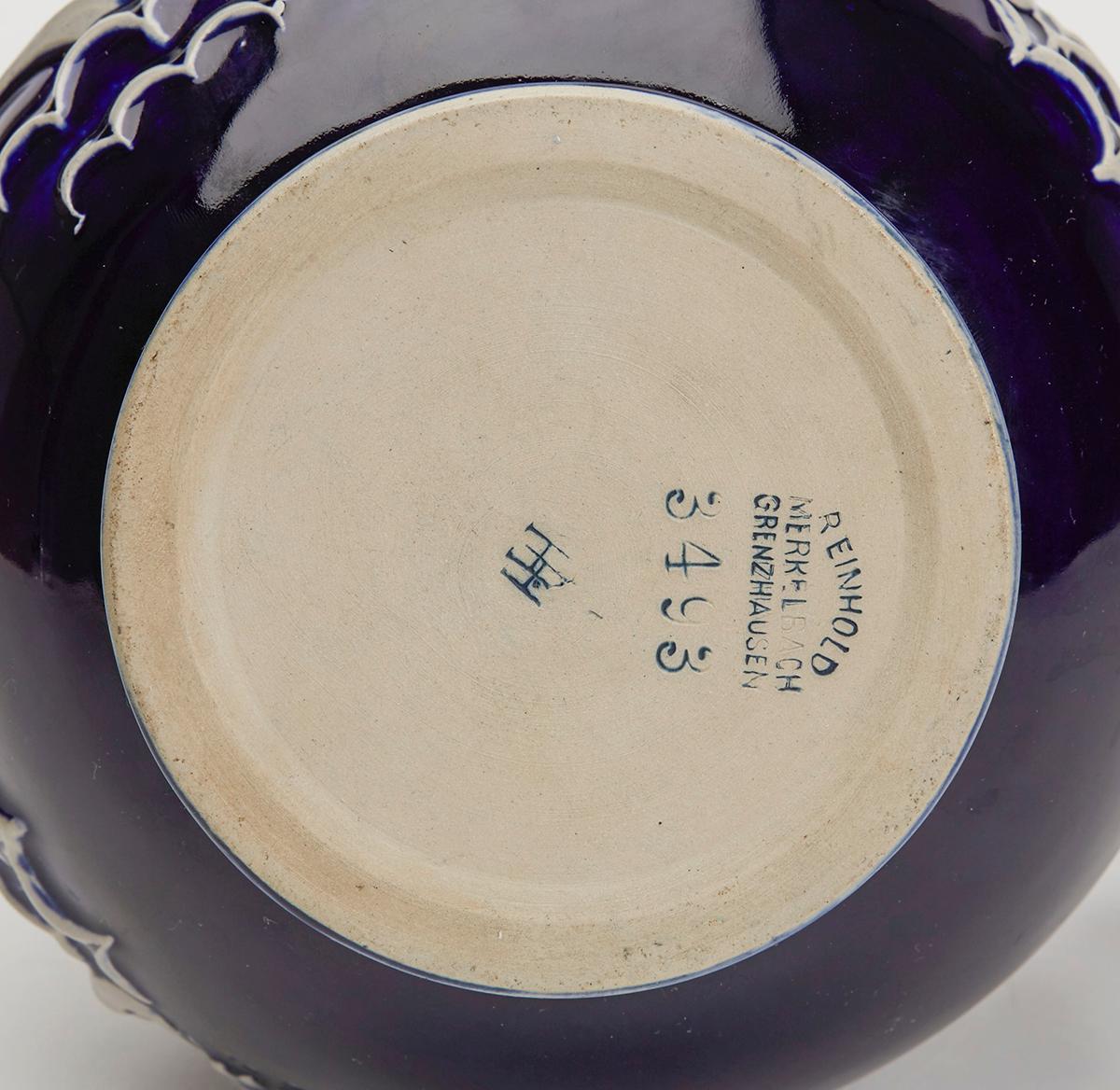 Peltro Brocca con coperchio in ceramica d'arte tedesca Art Deco di Reinhold Merkelbach in vendita