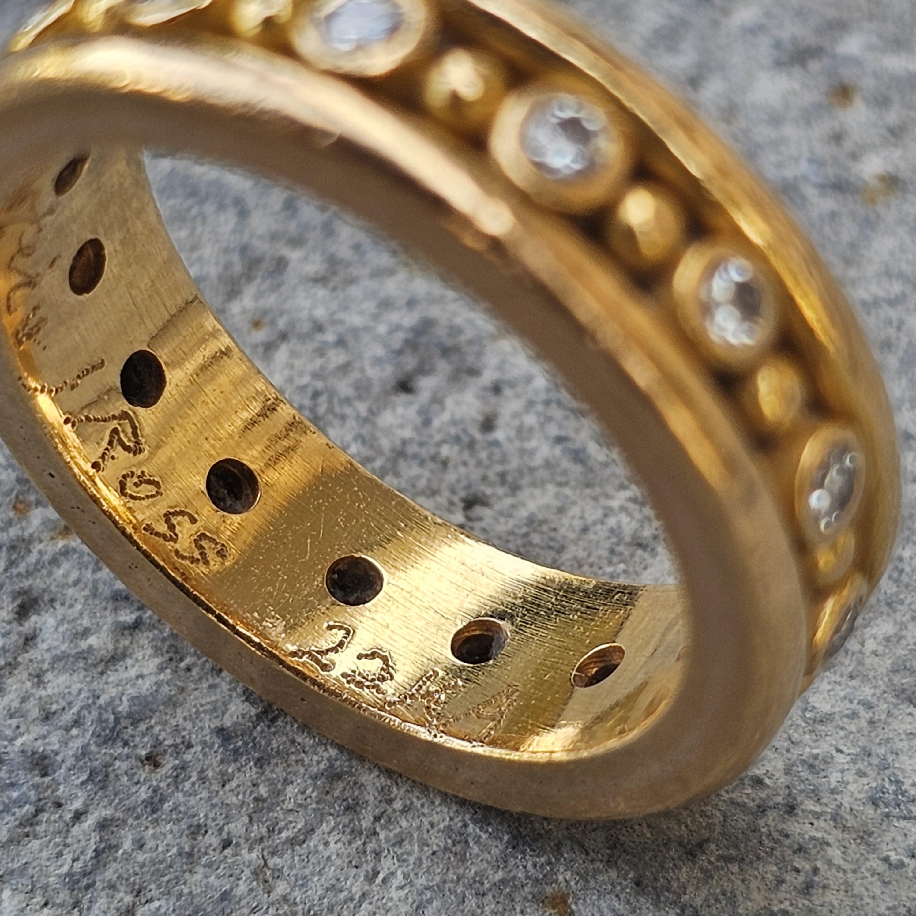 Reinstein/Ross Anello Eternità in oro 22k con diamanti e ghirlanda sz 5.75 9.6g in vendita 1