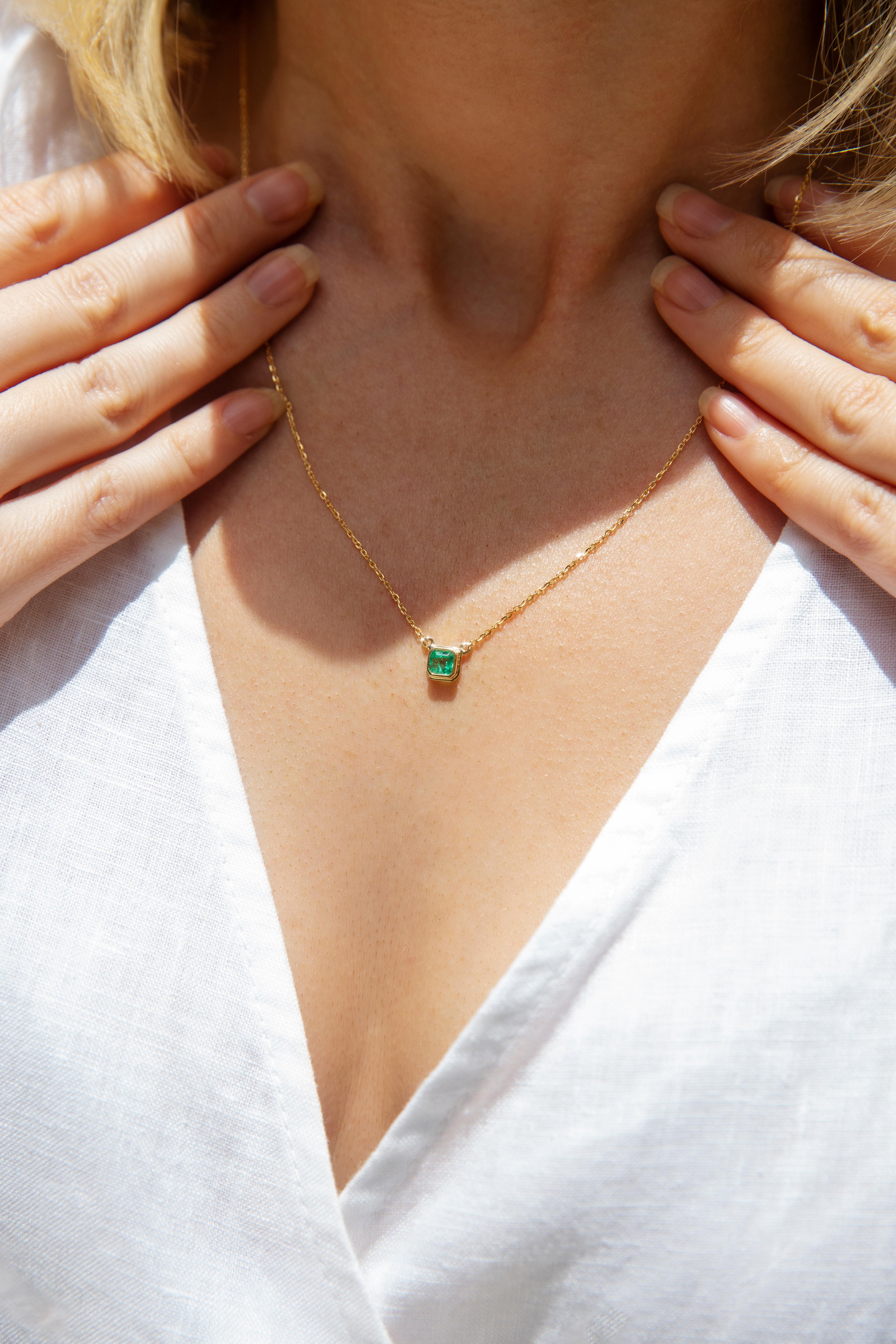 Women's Reinvented 18 Carat Yellow Gold Square Cut Emerald Pendant and Fine Chain