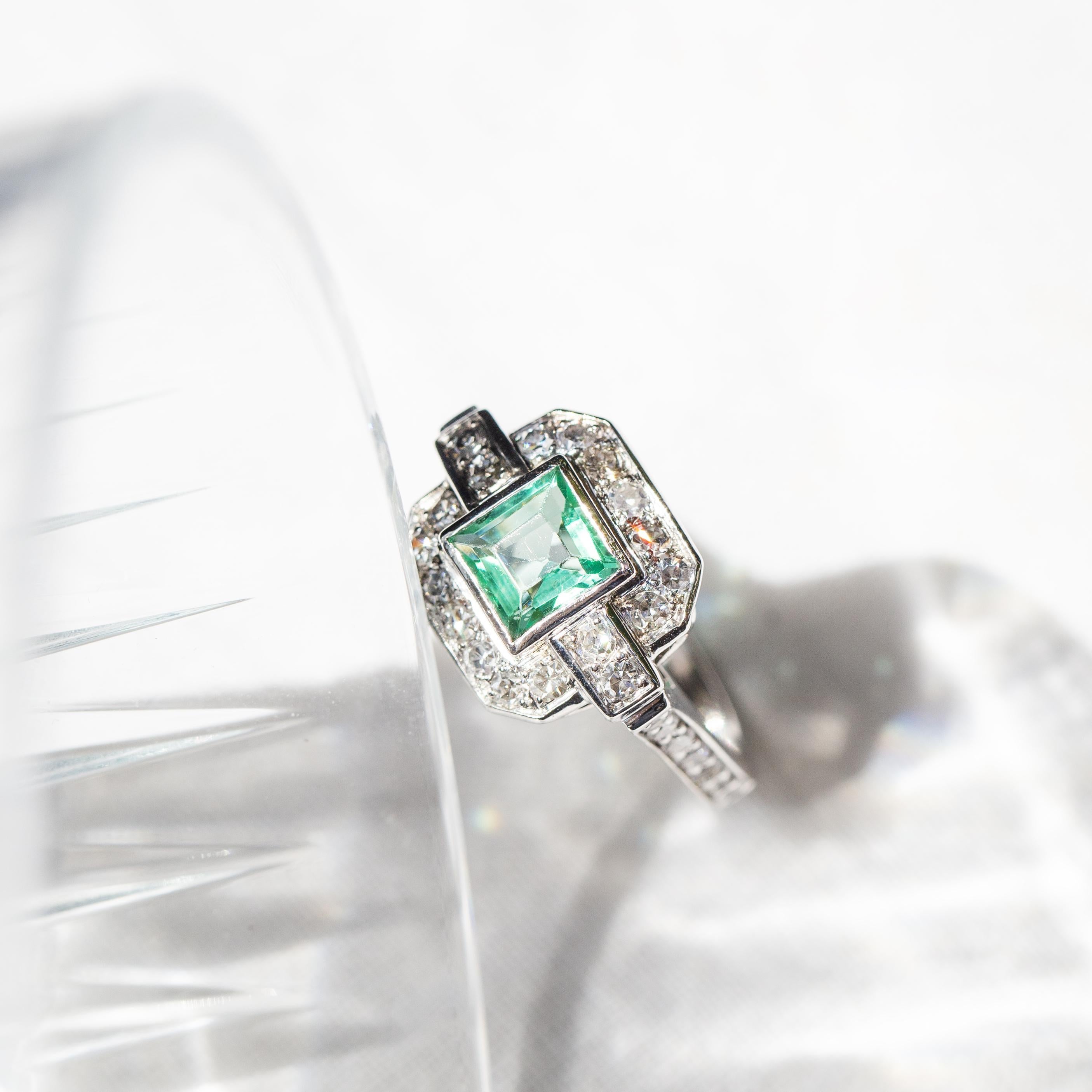 Reinvented Antique 0.80 Carat Bright Green Emerald & Diamond Platinum Ring For Sale 4