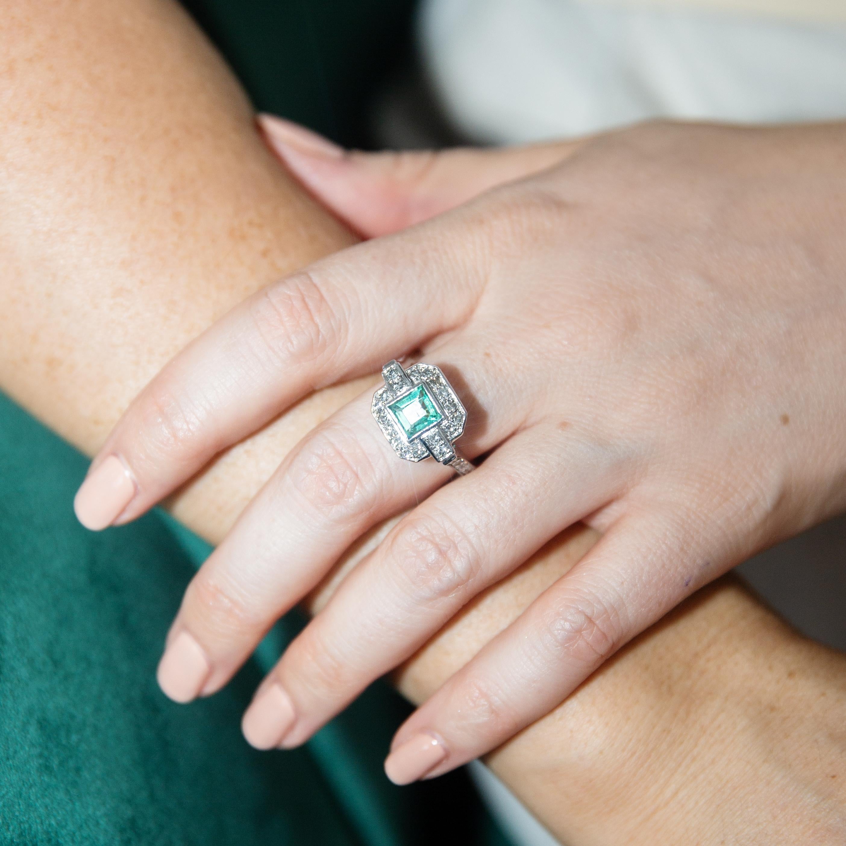 Reinvented Antique 0.80 Carat Bright Green Emerald & Diamond Platinum Ring For Sale 3