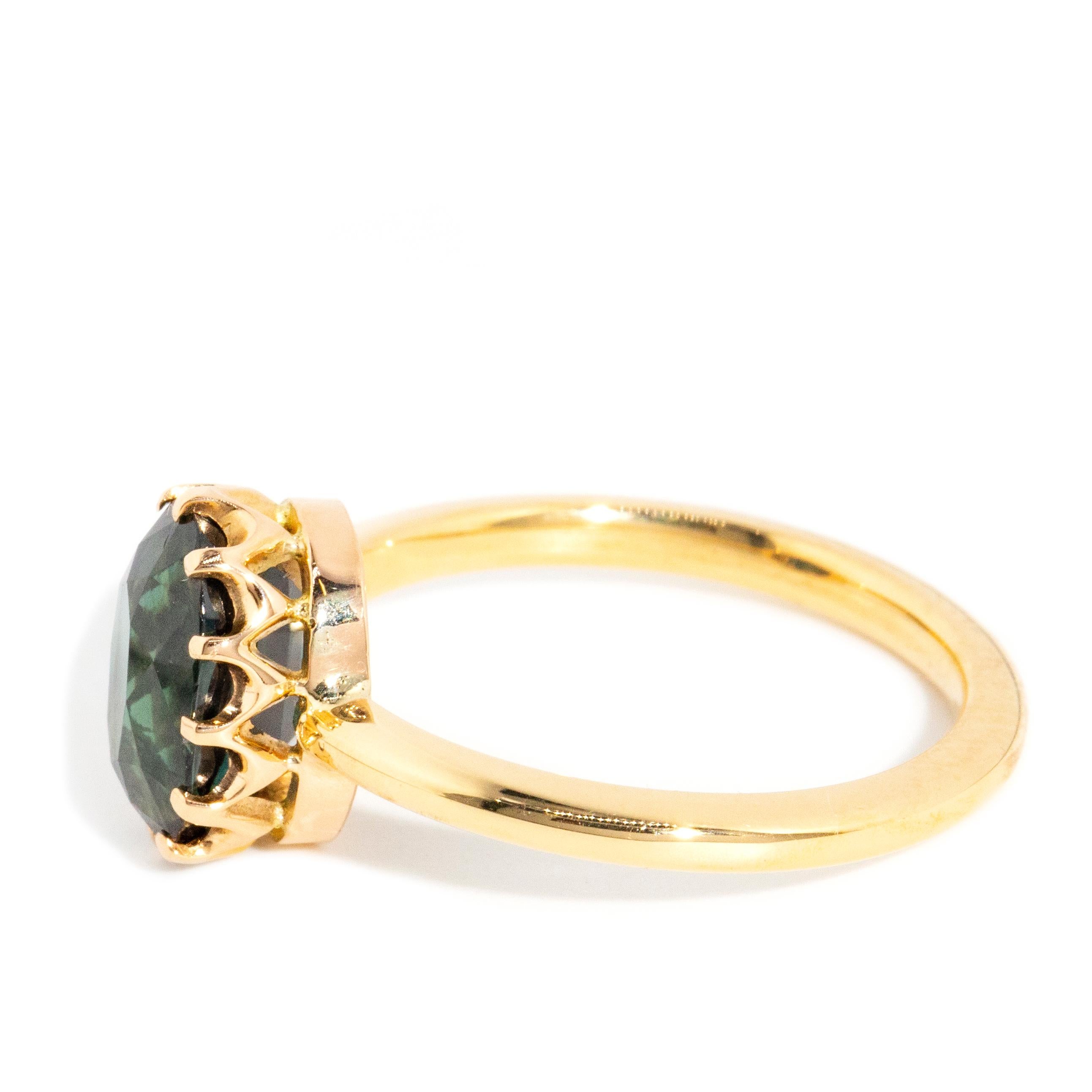 Women's Reinvented Vintage 1930s 3.12 Carat Oval Teal Sapphire Ring 18 Carat Yellow Gold For Sale