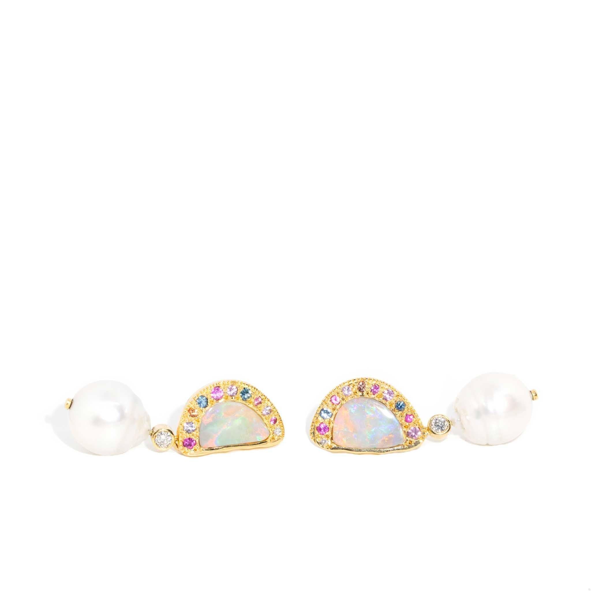 Boucles d'oreilles réinventées vintage en or 18 carats, opale, perle, diamant et saphir en vente 3
