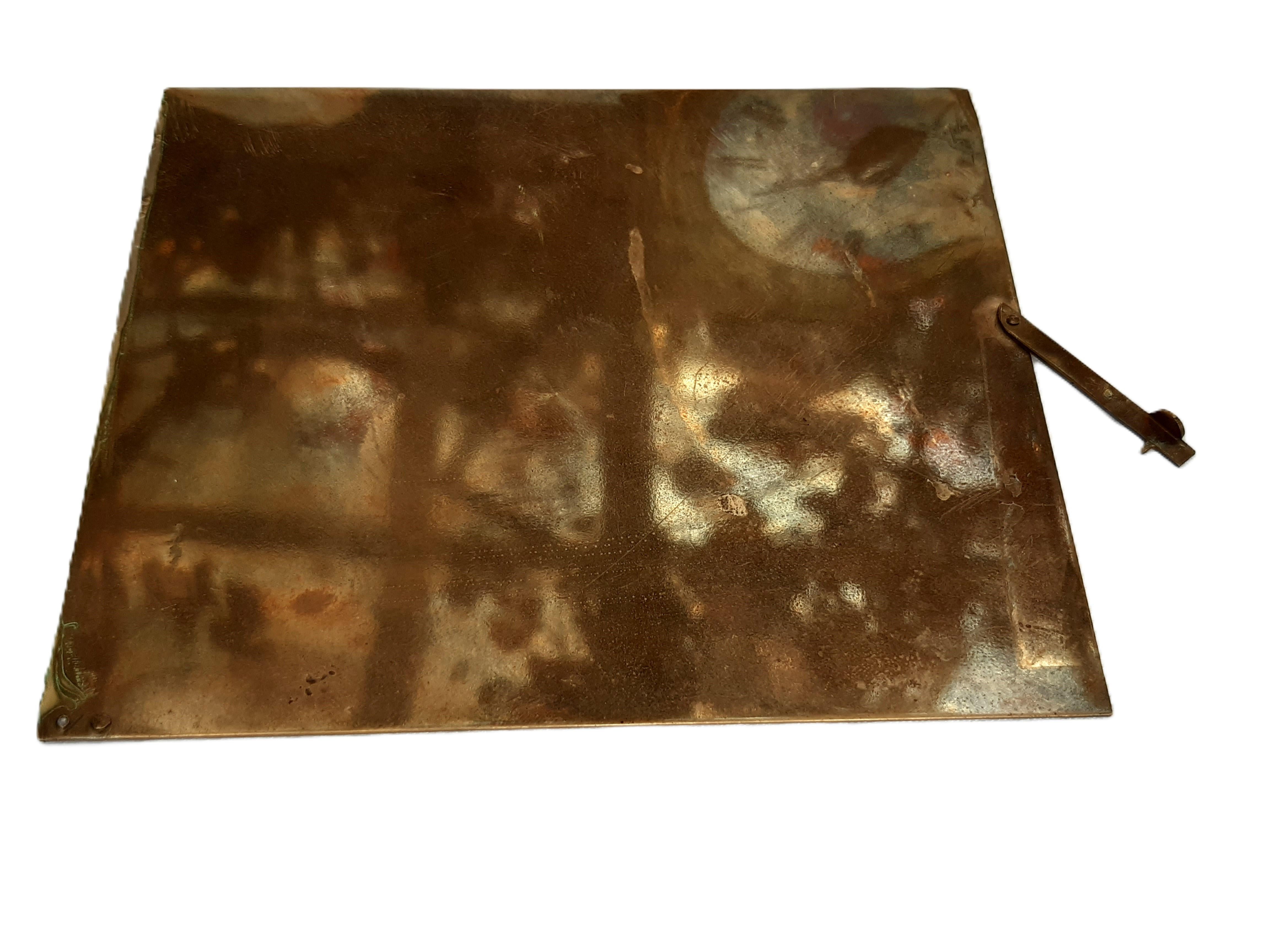 Reiseuhr Capucine Frankreich um 1800, Messinggehäuse, Schlagwerk und Weckerfunk For Sale 11