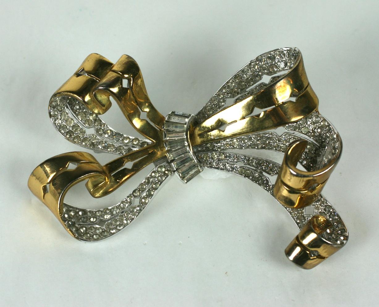 Women's or Men's Reja Massive Retro Bow Knot Brooch For Sale