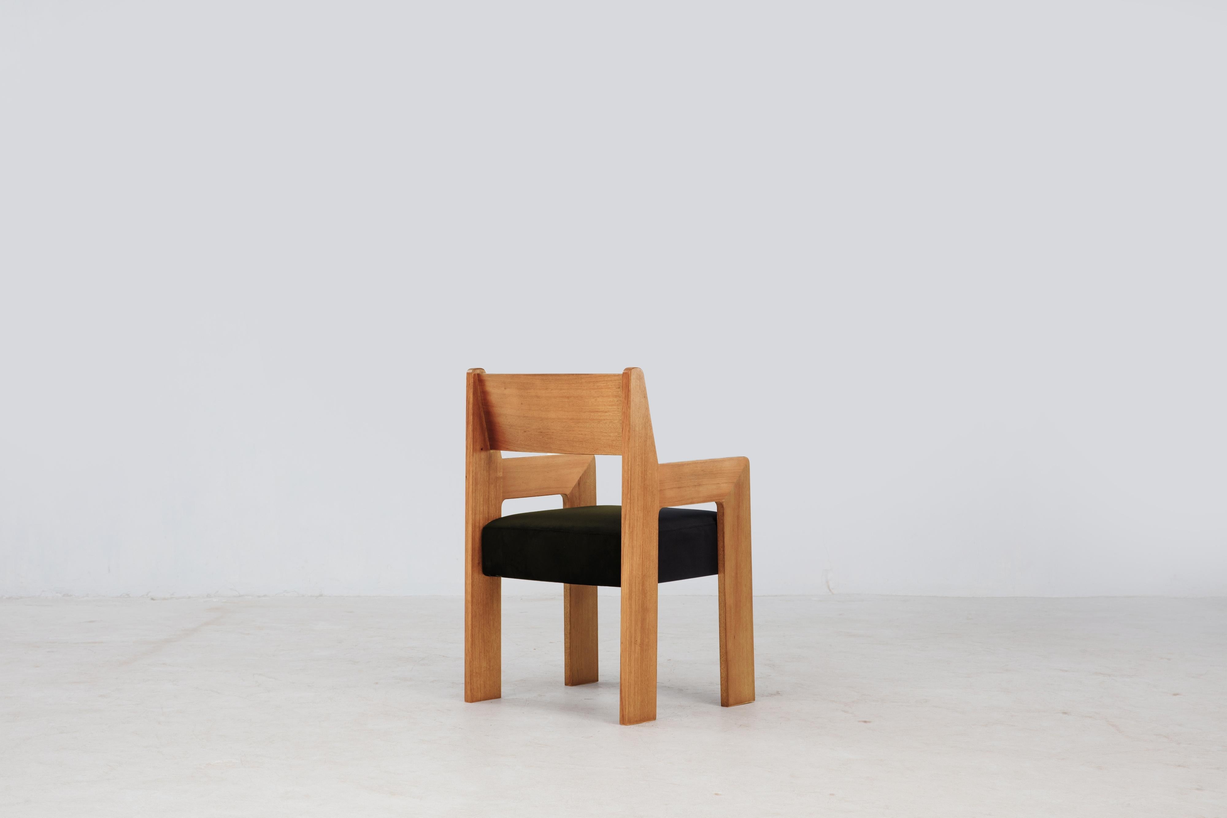 Reka Armchair, Minimalist Velvet and Wood Dining Chair For Sale 7