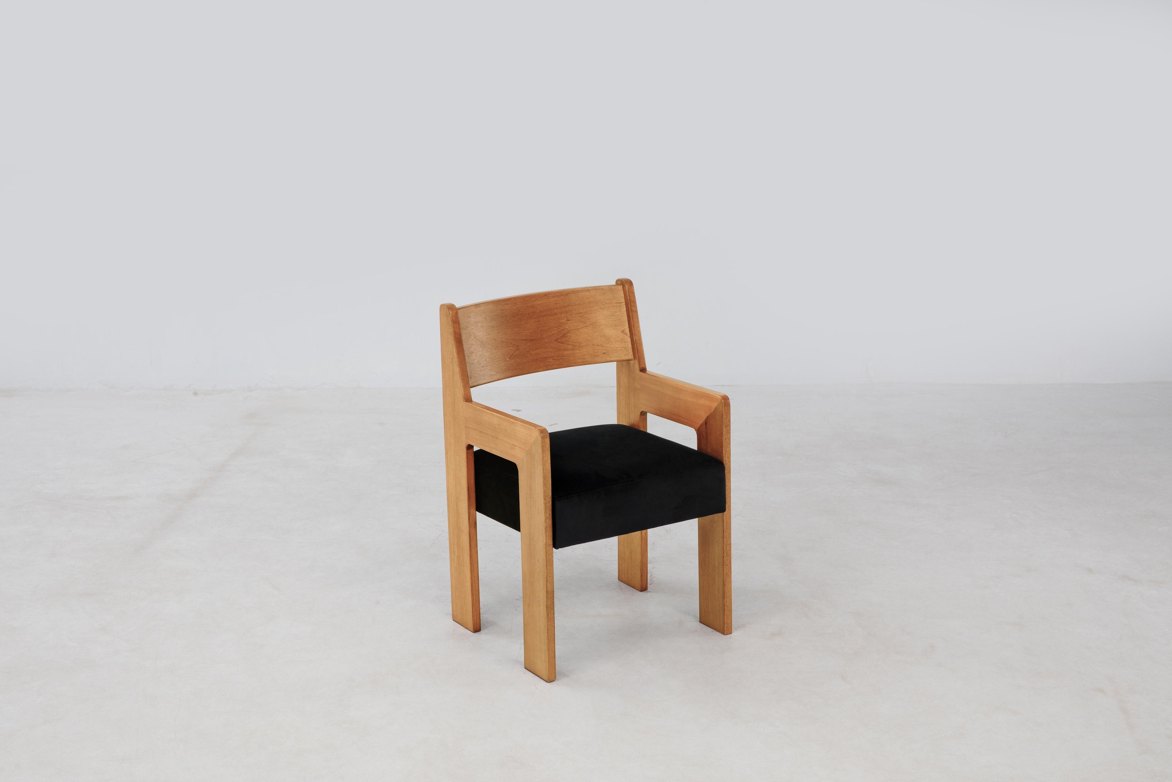 Reka Armchair, Minimalist Velvet and Wood Dining Chair For Sale 9