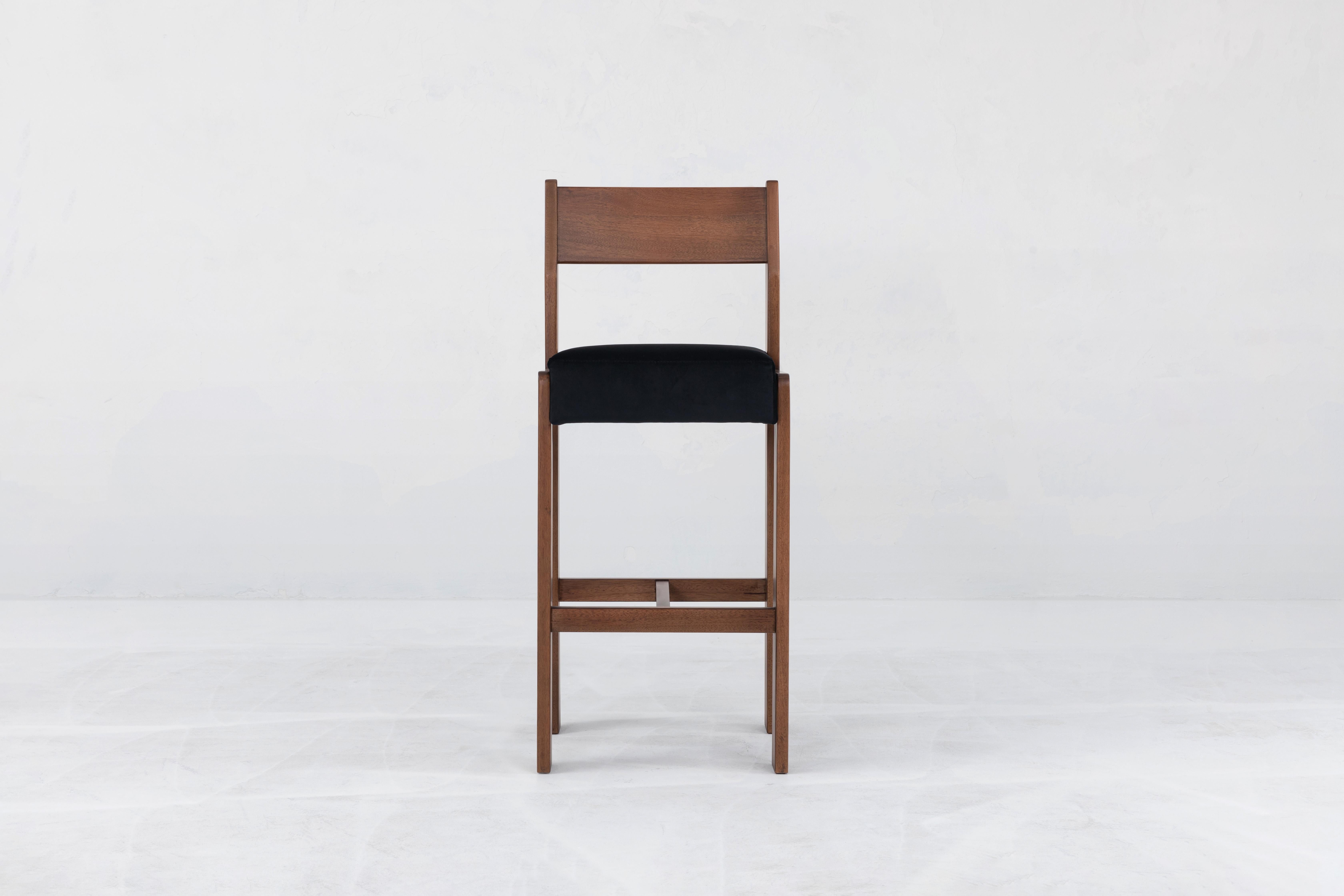 XXIe siècle et contemporain Reka Counter or Bar Stool en vente