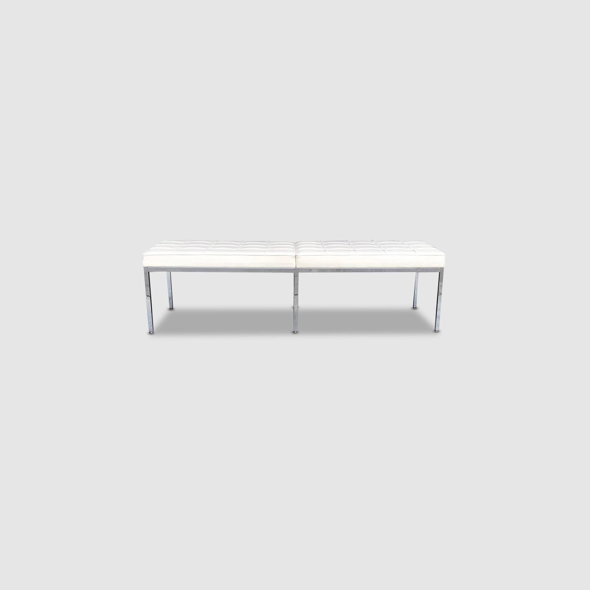 Relax 3-seater leather bench by Florence Knoll for Knoll International 2000s 1