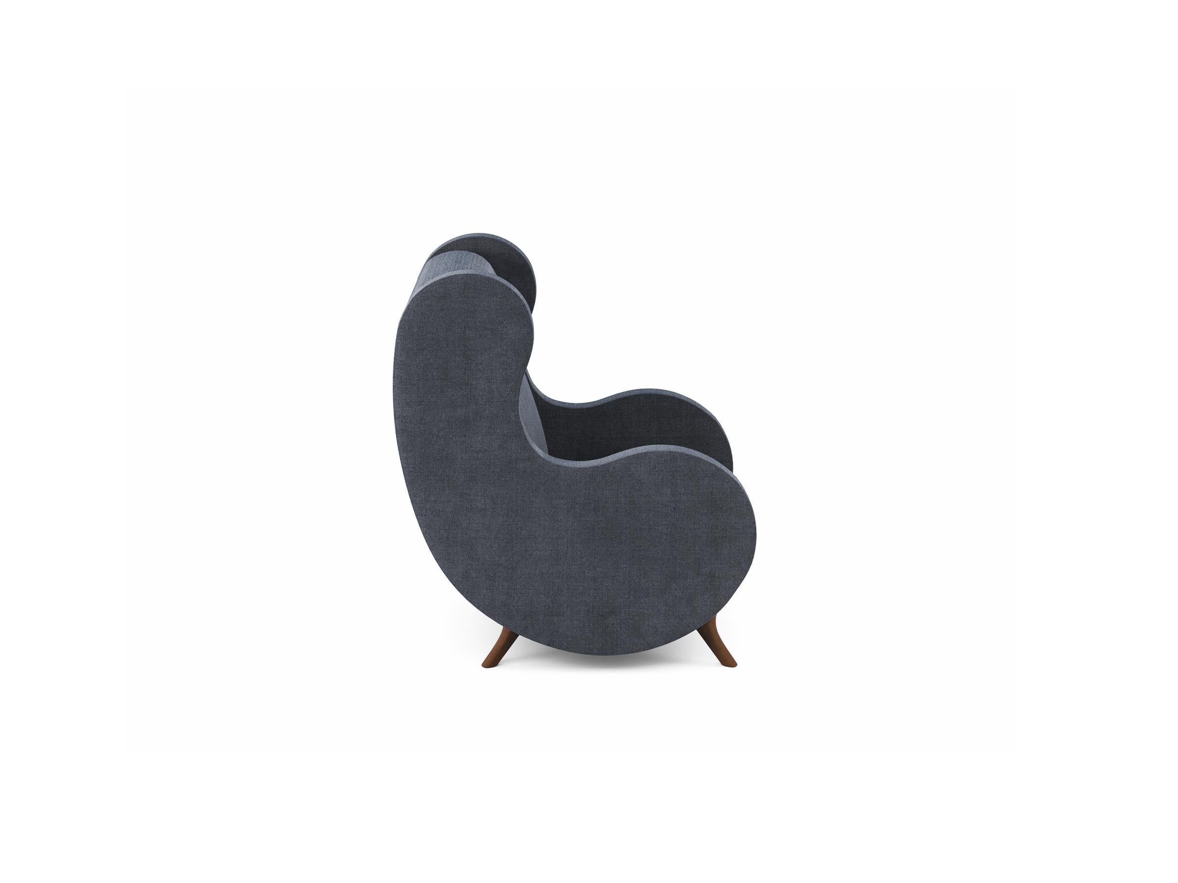 A redesigned iconic piece by Lazzoni. The new Relax armchair offers a flowy look with its rounded lines that blend seamlessly and form a dynamic silhouette that takes the spotlight.With its supportive and ergonomic cushions, Relax Armchair will